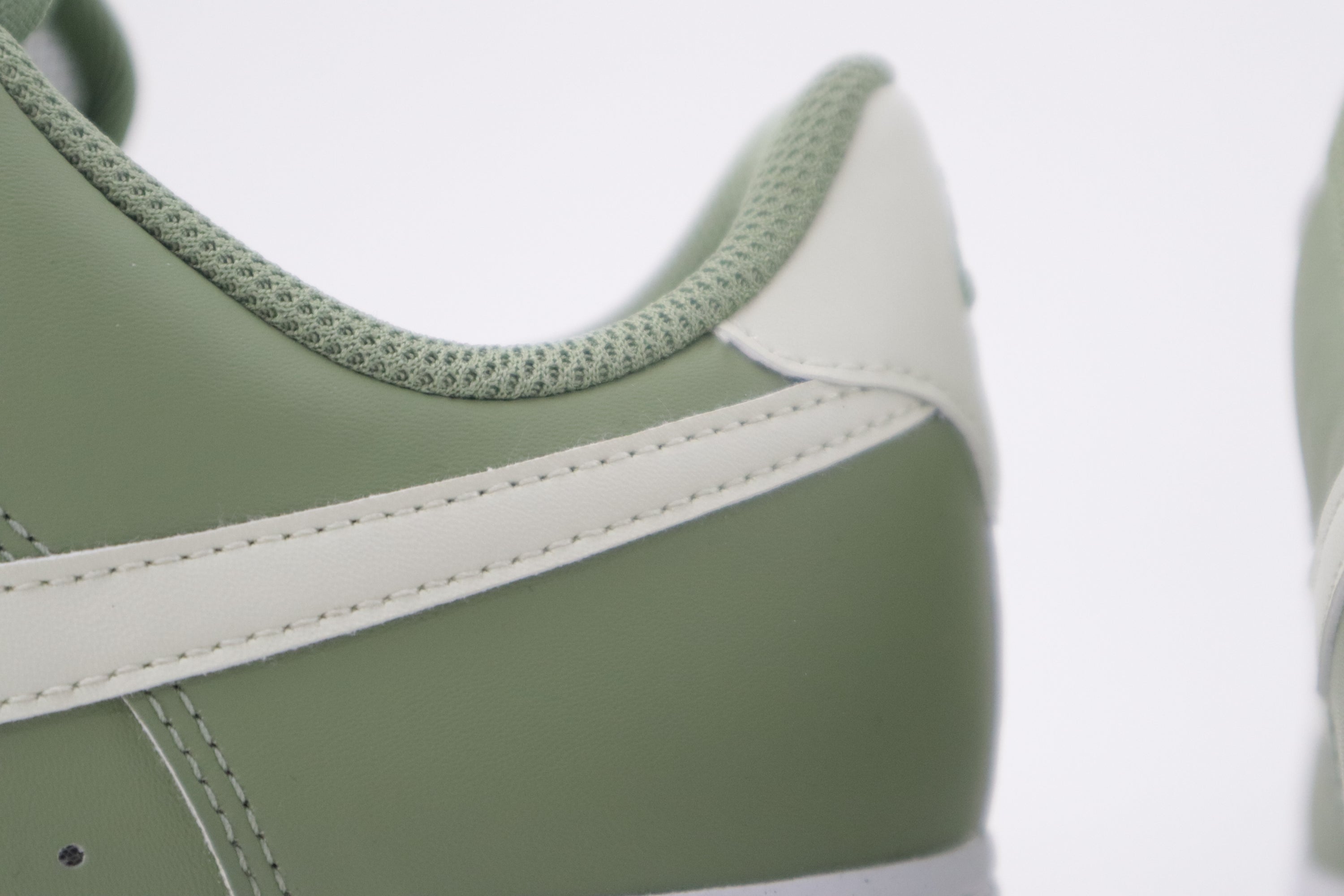 AIR FORCE 1 "OIL GREEN"
