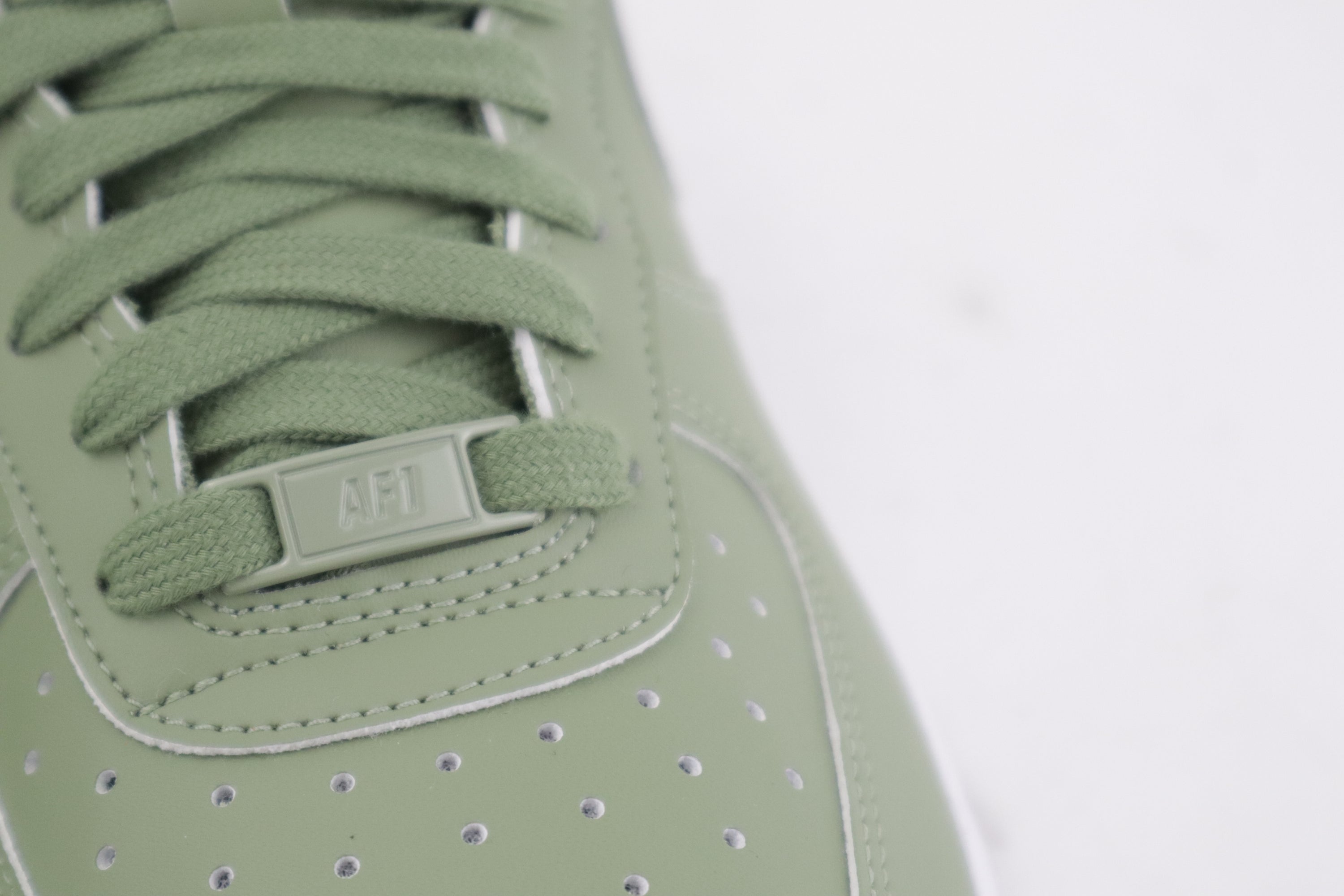 AIR FORCE 1 "OIL GREEN"