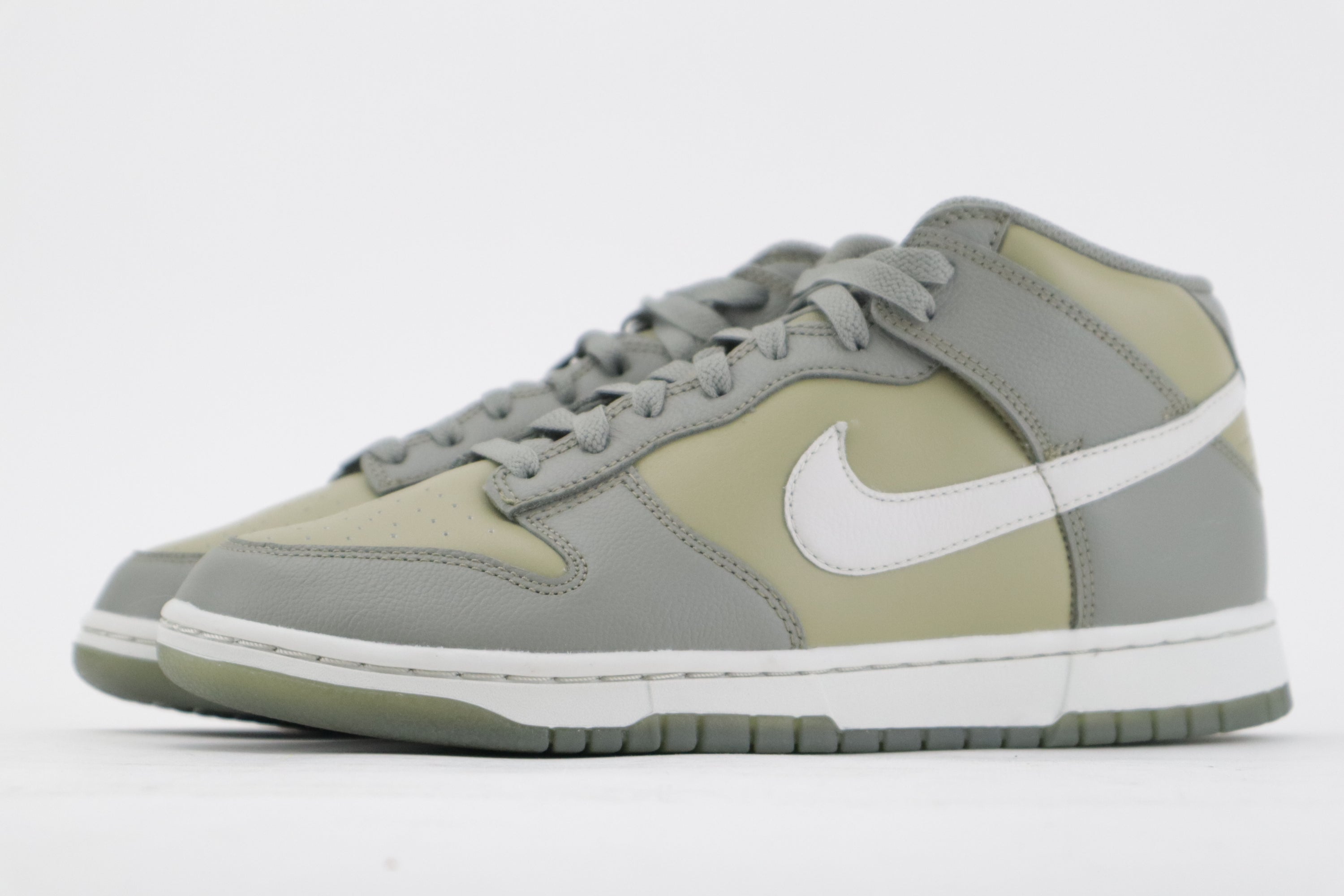 DUNK LOW MID "STUCCO OLIVE"