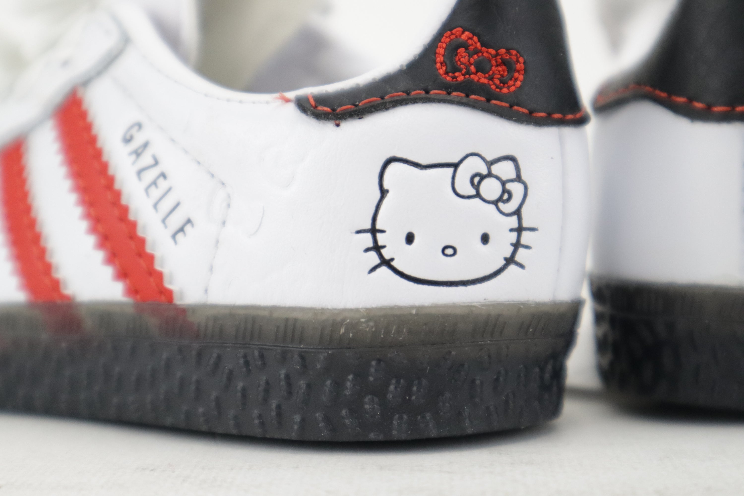 GAZELLE X HELLO KITTY (TODDLERS)
