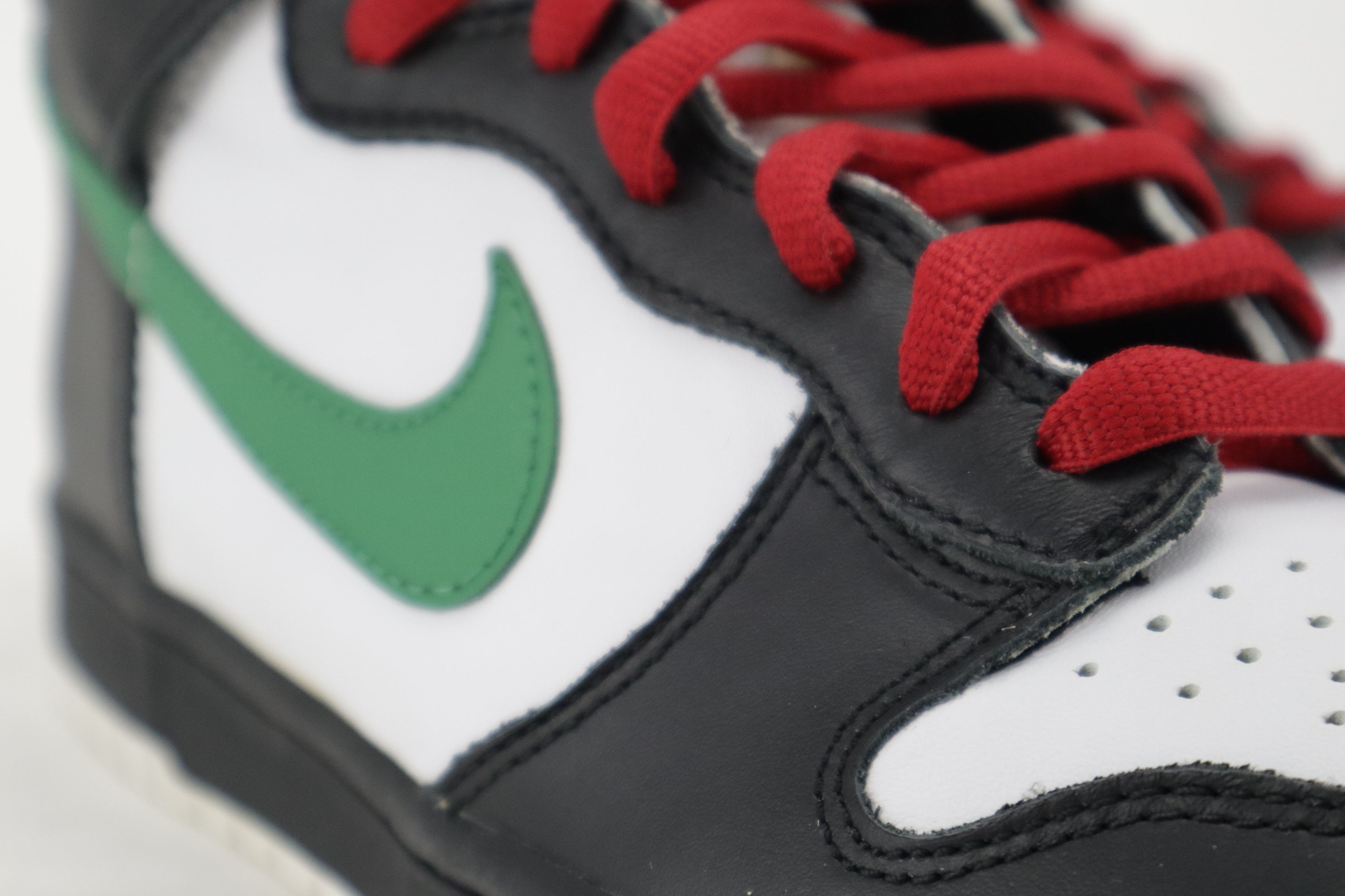 DUNK HIGH "UN-HEINEKEN"