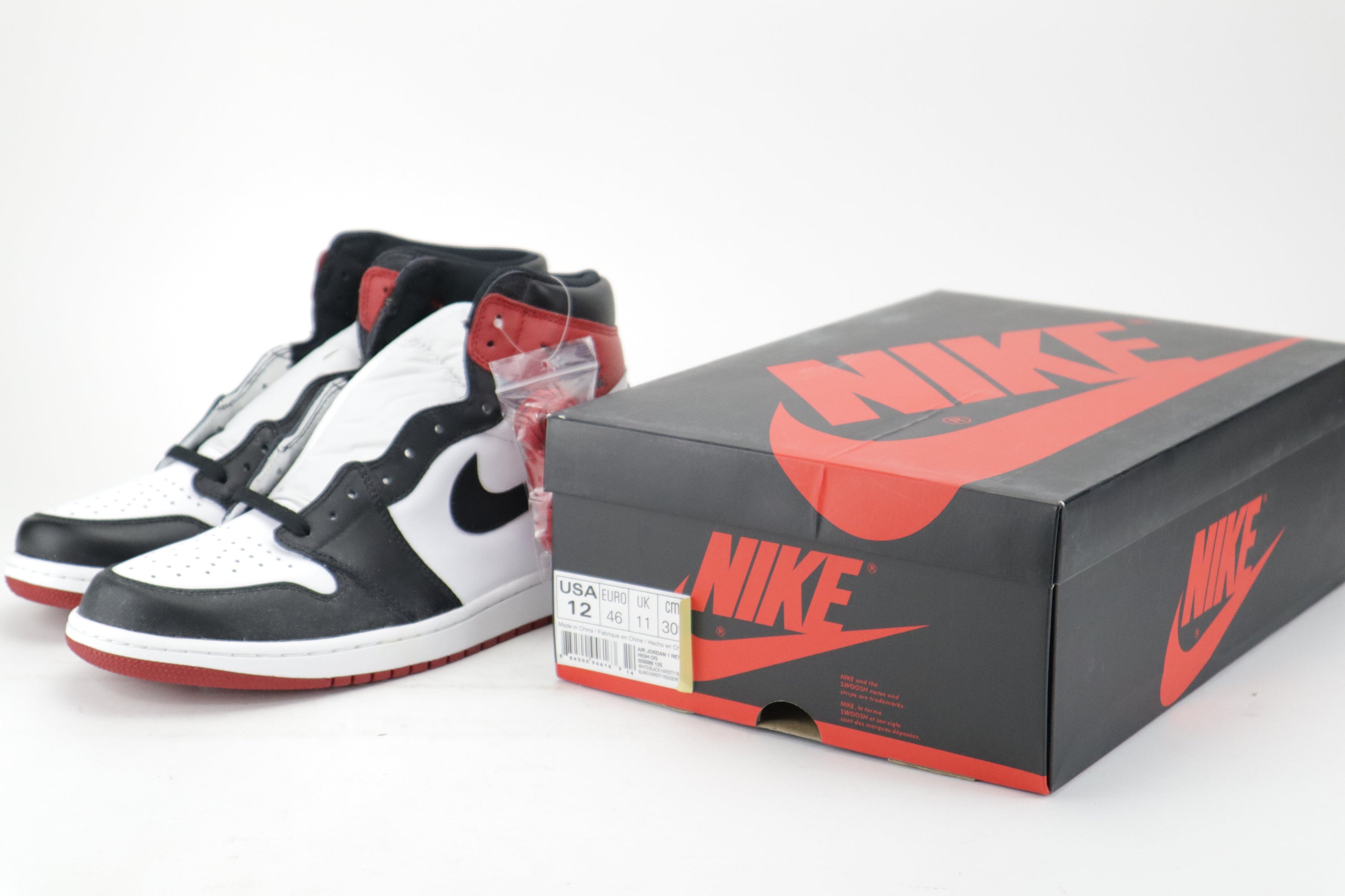 1 RETRO HIGH OG "BLACK TOE" 2016