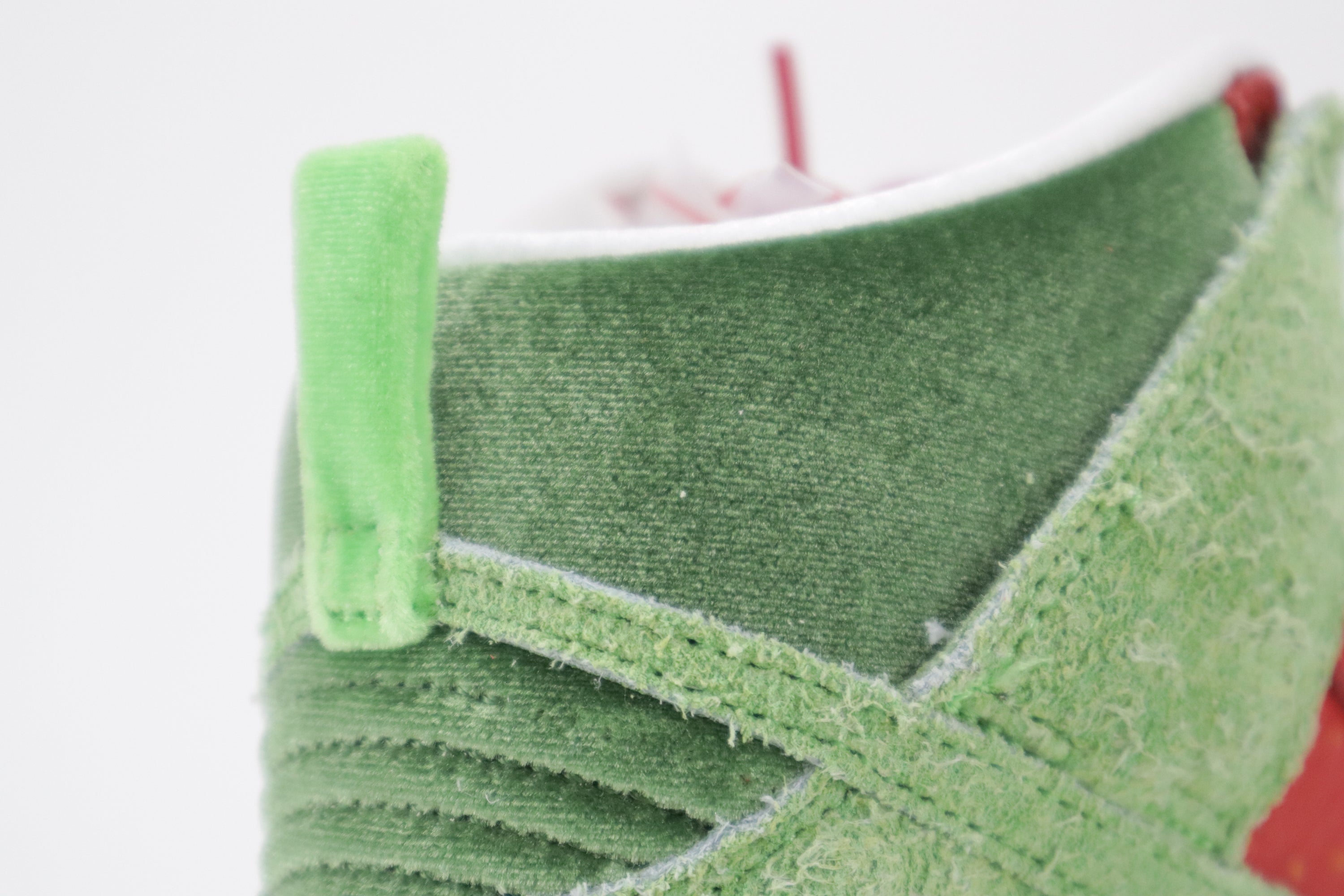 DUNK HIGH PRO QS "STRAWBERRY COUGH"