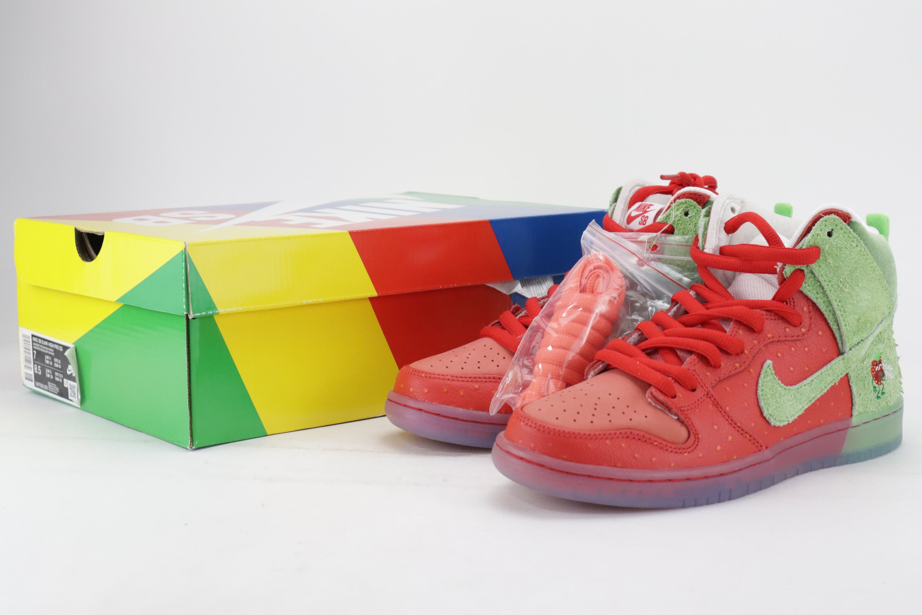 DUNK HIGH PRO QS "STRAWBERRY COUGH"
