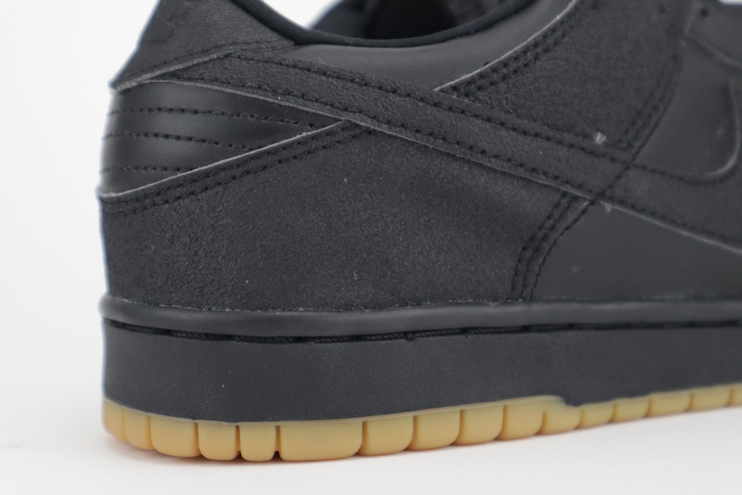 DUNK LOW PRO B "GRIPTAPE"