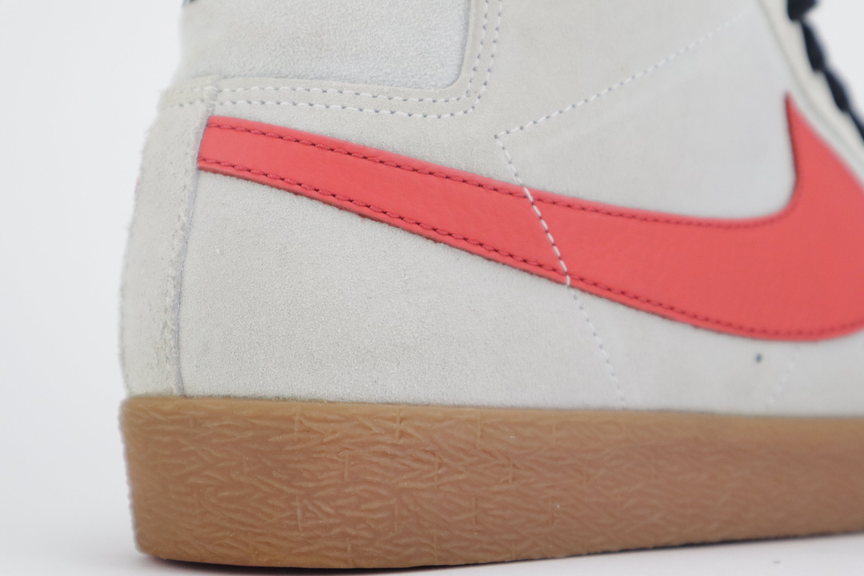 BLAZER "SWOOSH LIFE"