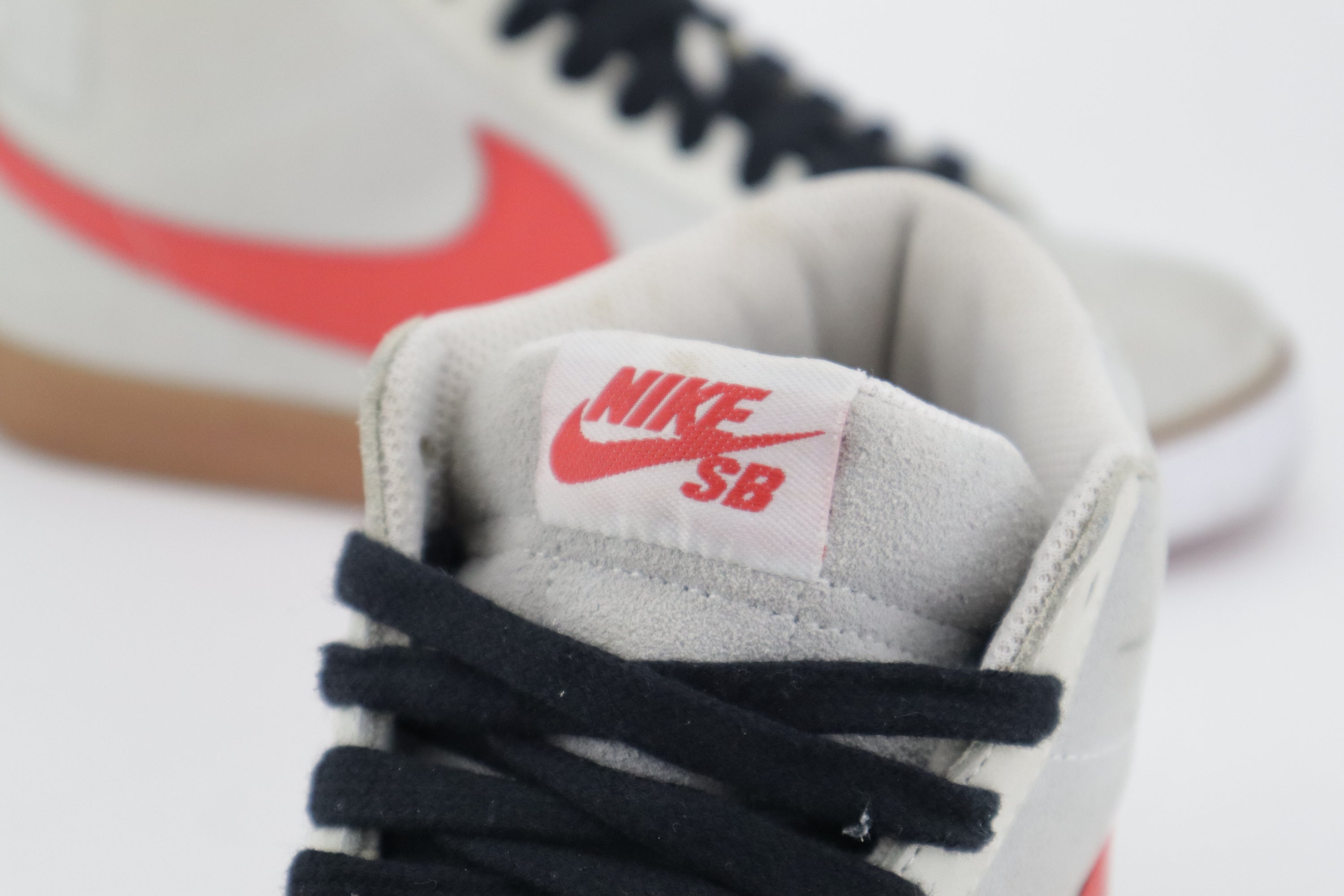 BLAZER "SWOOSH LIFE"