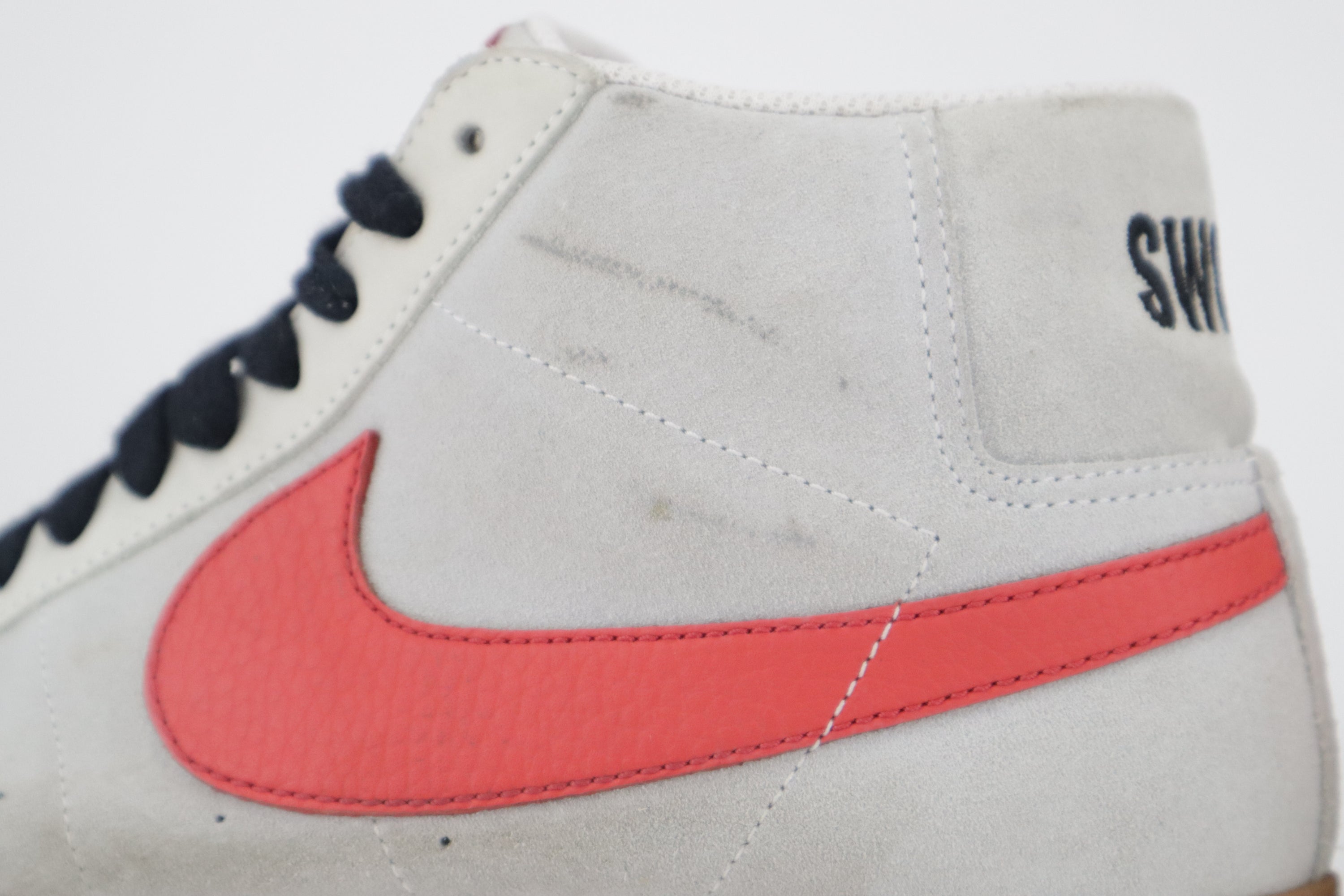 BLAZER "SWOOSH LIFE"