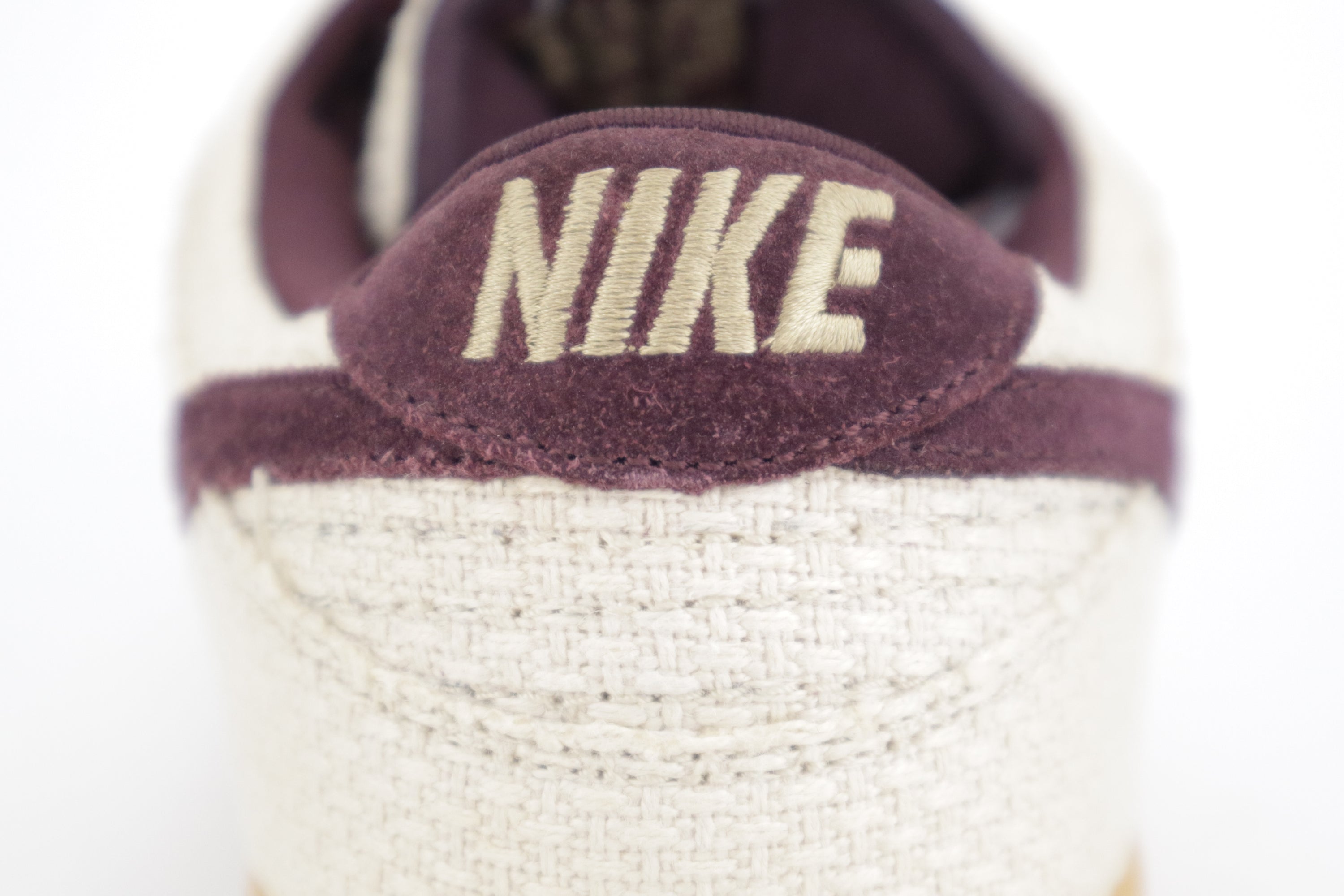 DUNK LOW PRO SB "MOHOGANY HEMP"