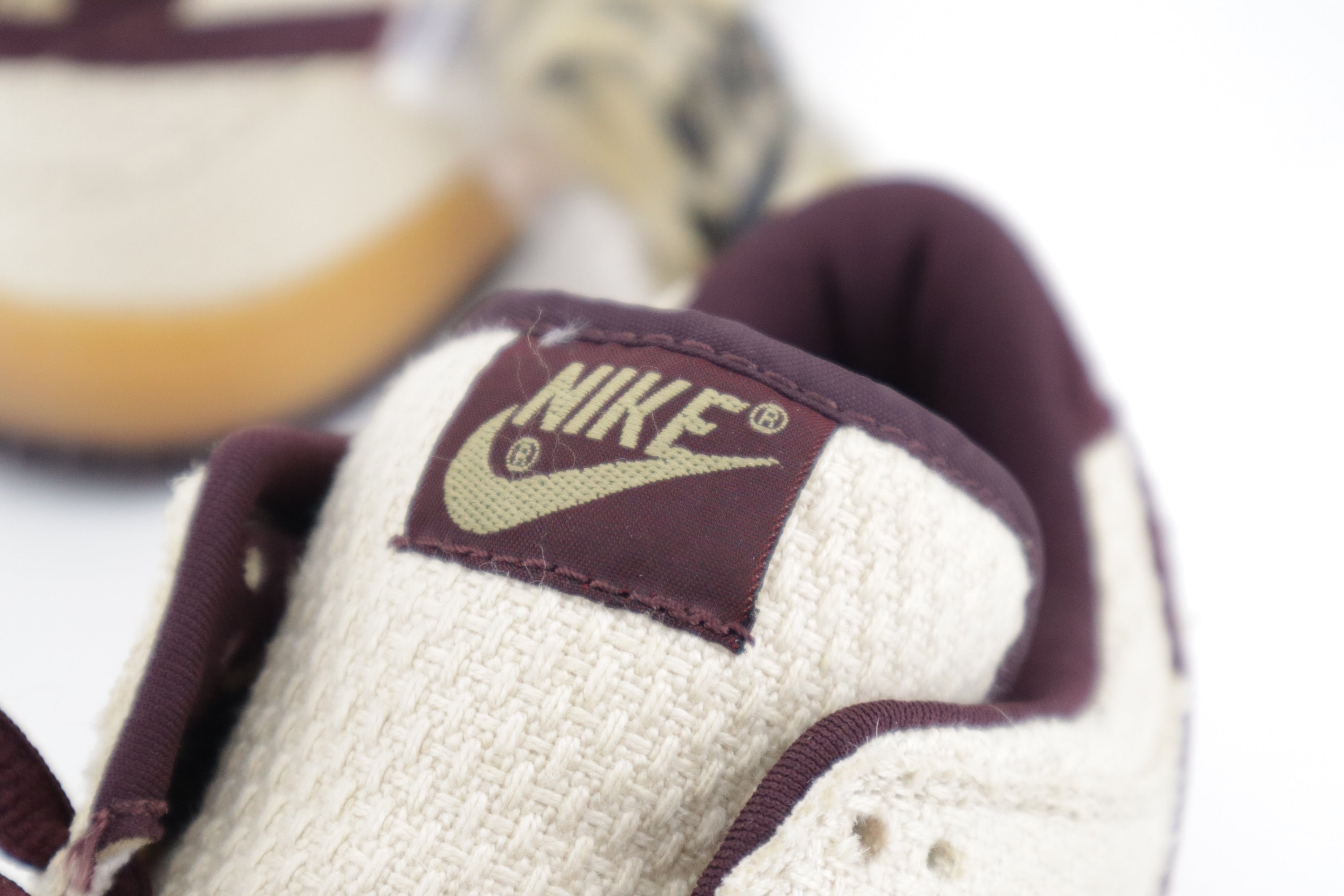 DUNK LOW PRO SB "MOHOGANY HEMP"