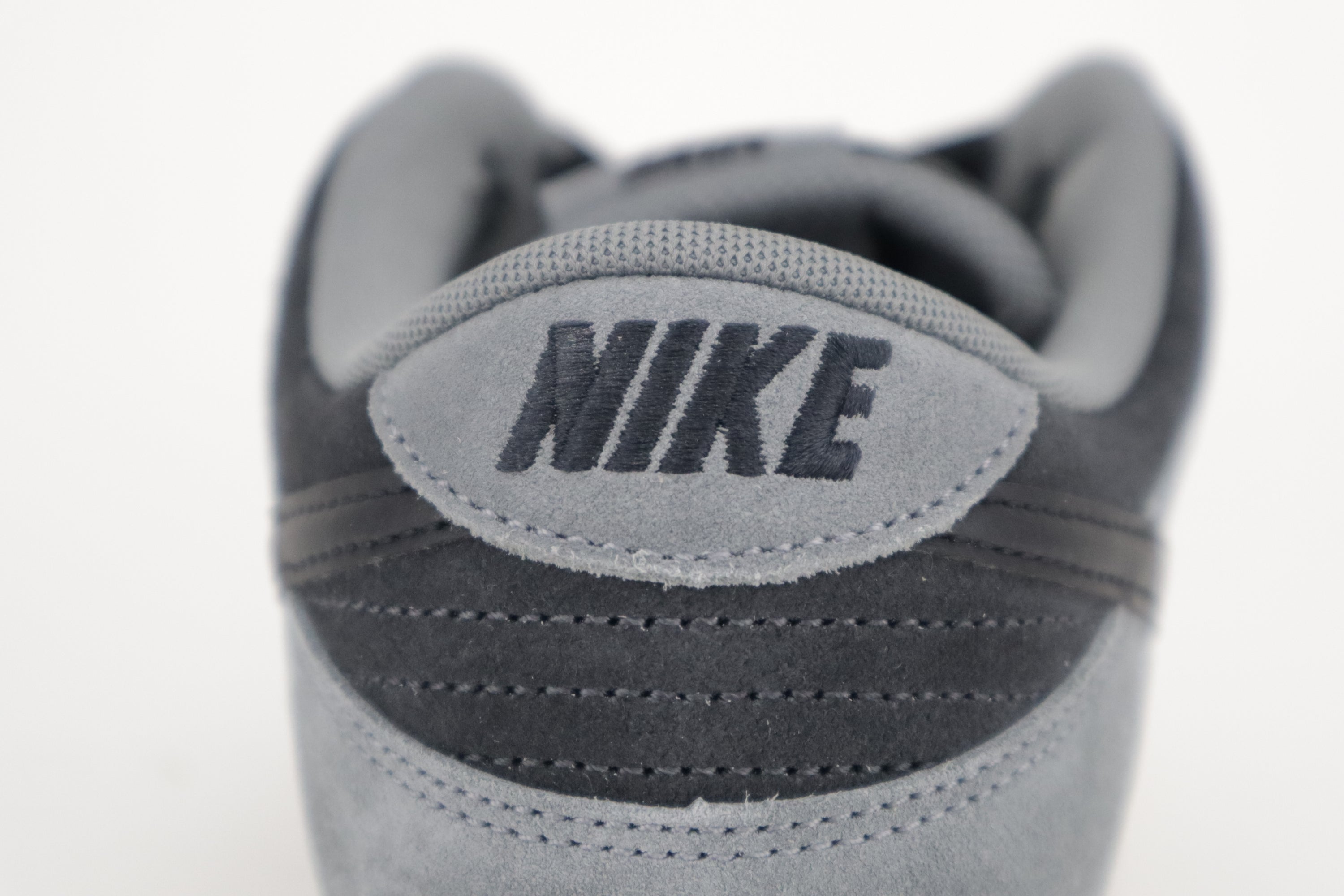 DUNK LOW PRO "DARK SMOKE"