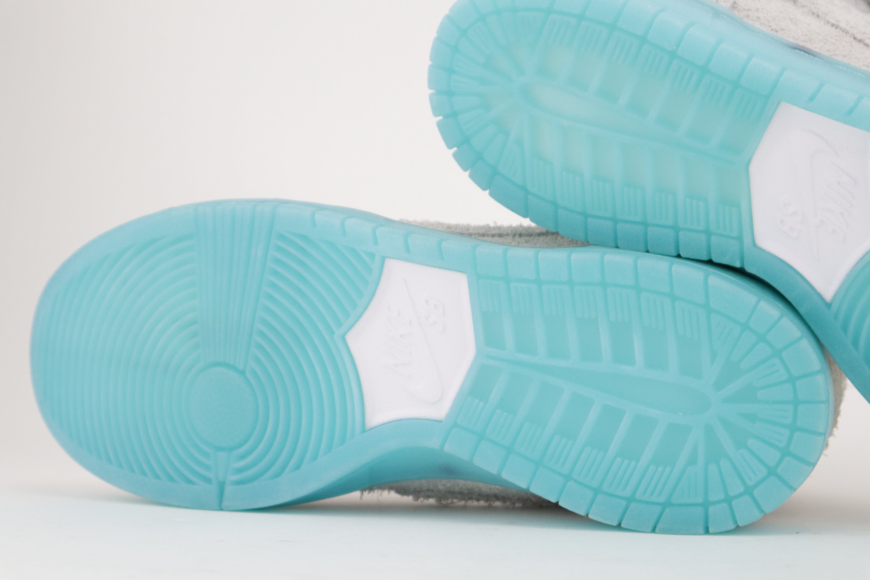 DUNK HIGH PREMIUM SB "CHAIRMAN BAO"