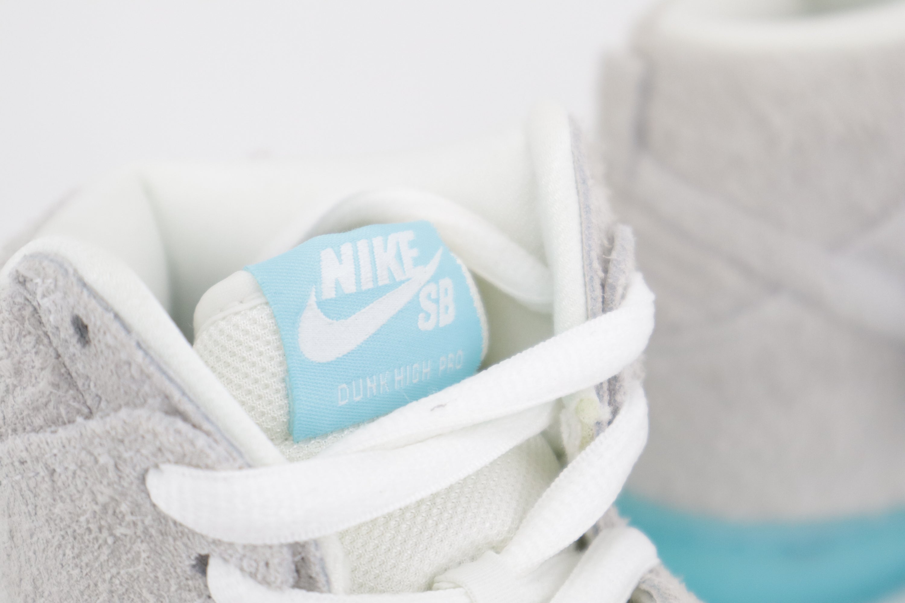 DUNK HIGH PREMIUM SB "CHAIRMAN BAO"