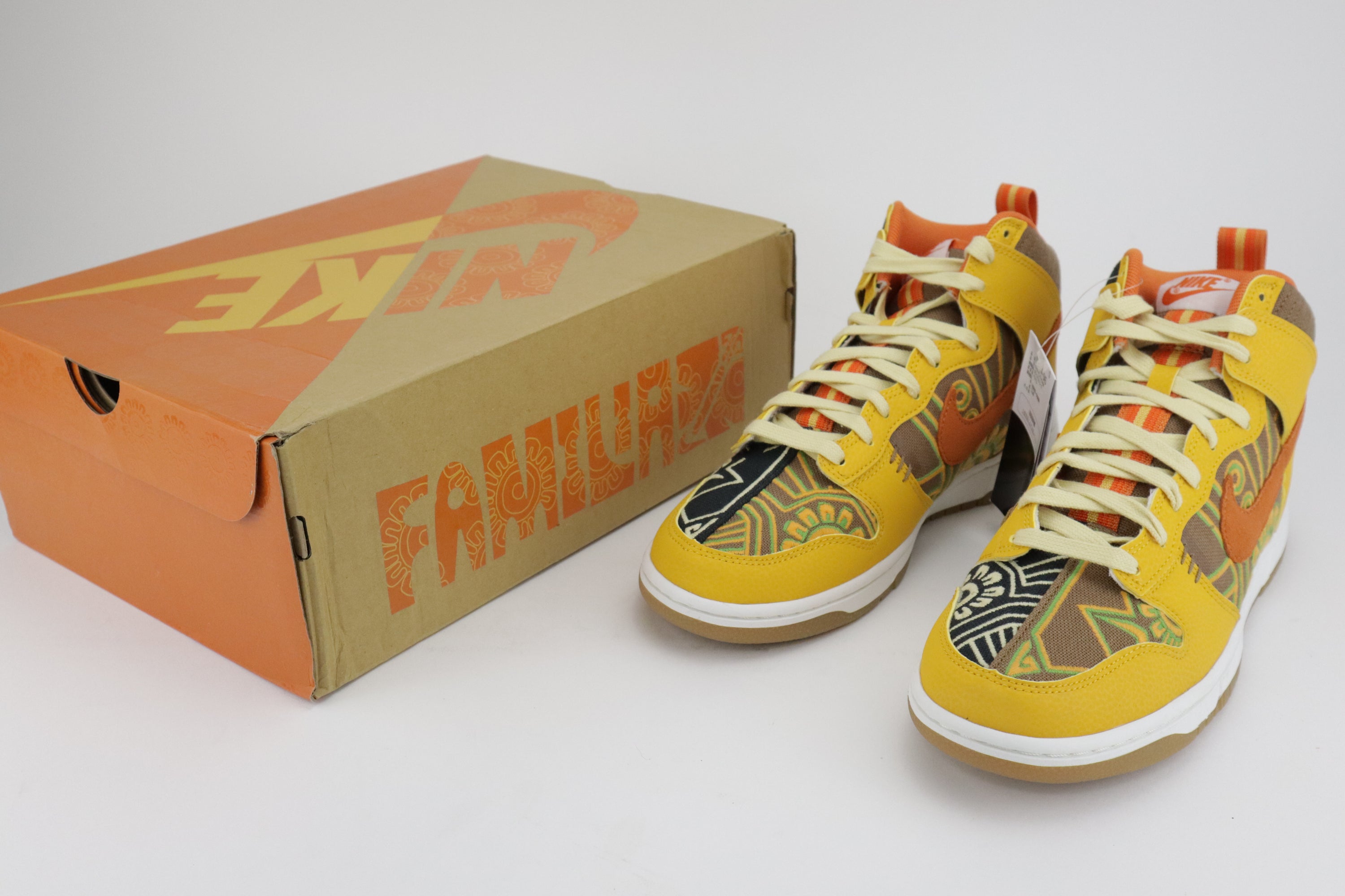 DUNK HIGH PREMIUM "SOMOS FAMILIA"