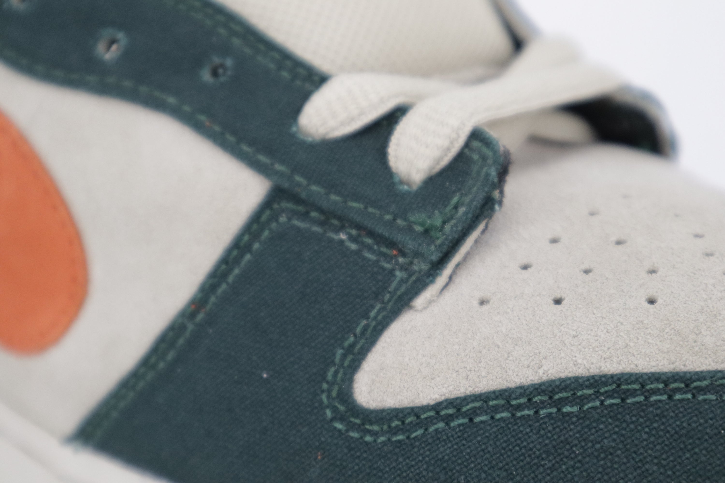 DUNK LOW PRO SB "EIRE"