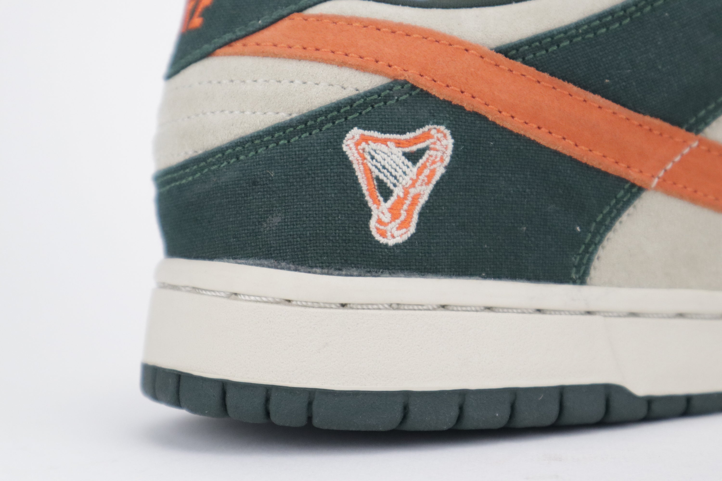 DUNK LOW PRO SB "EIRE"