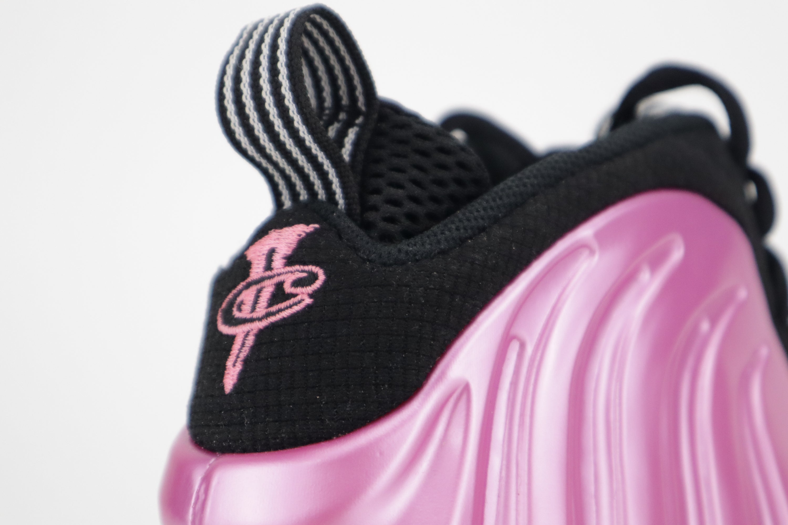 AIR FOAMPOSITE ONE "PEARLIZED PINK"