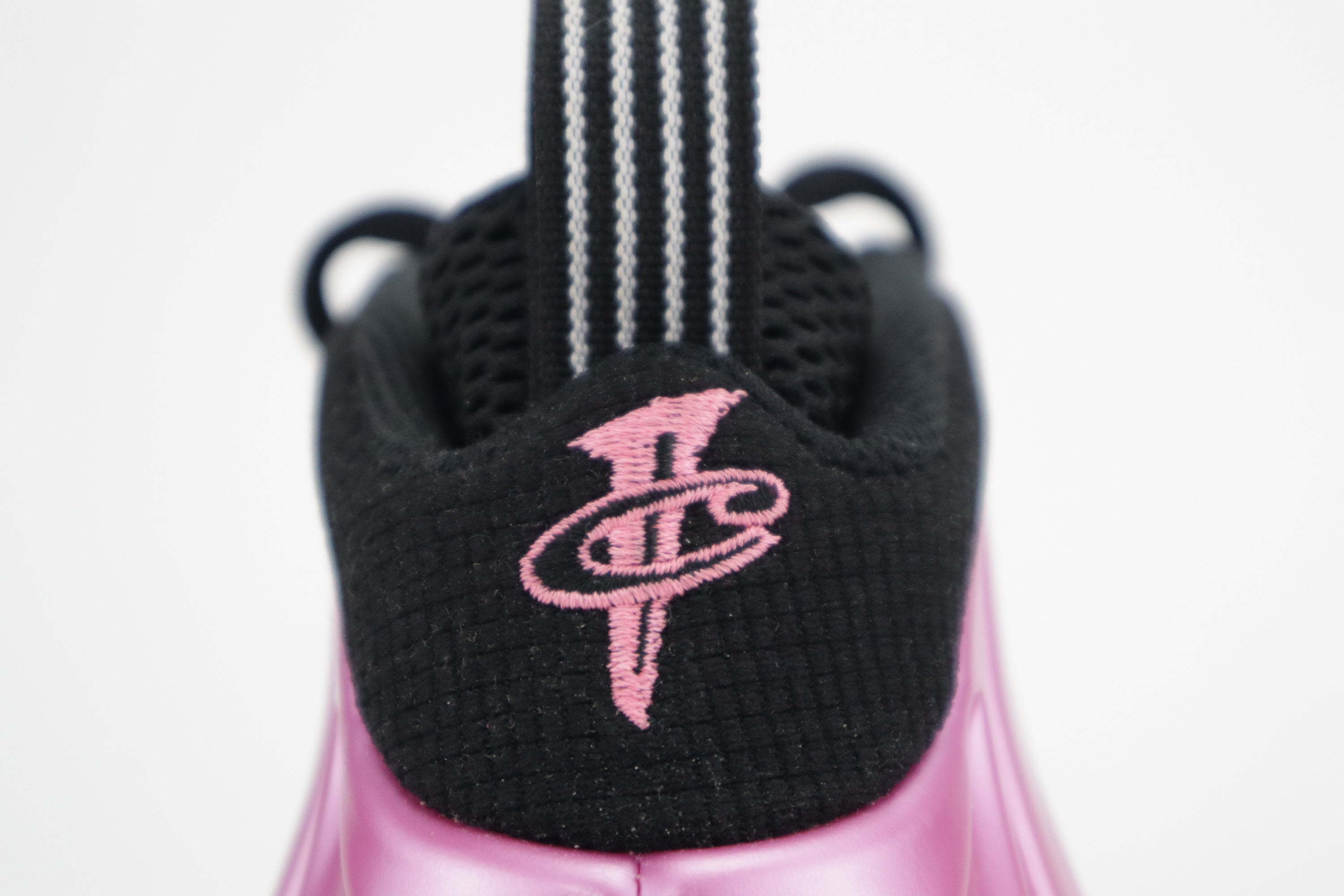 AIR FOAMPOSITE ONE "PEARLIZED PINK"