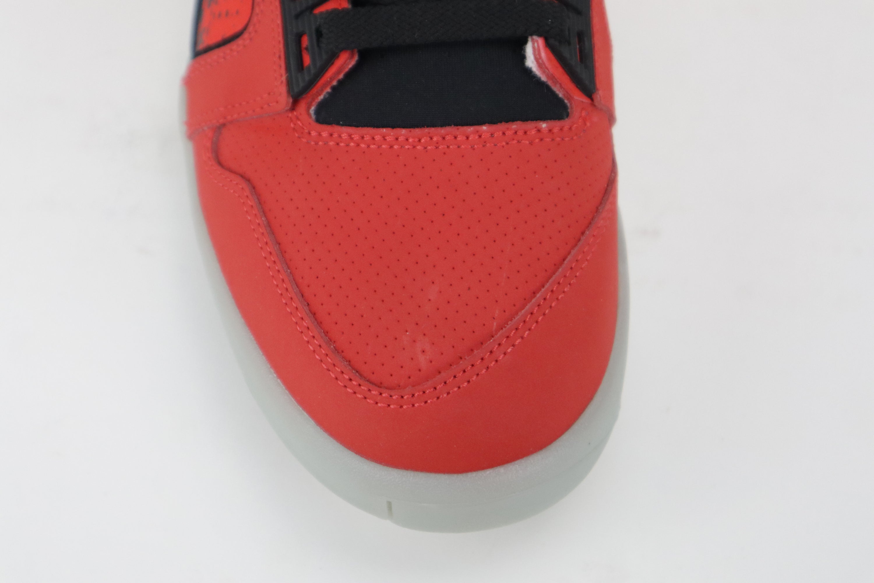 AIR TECH CHALLENGE HYBRID "CHILLING RED"