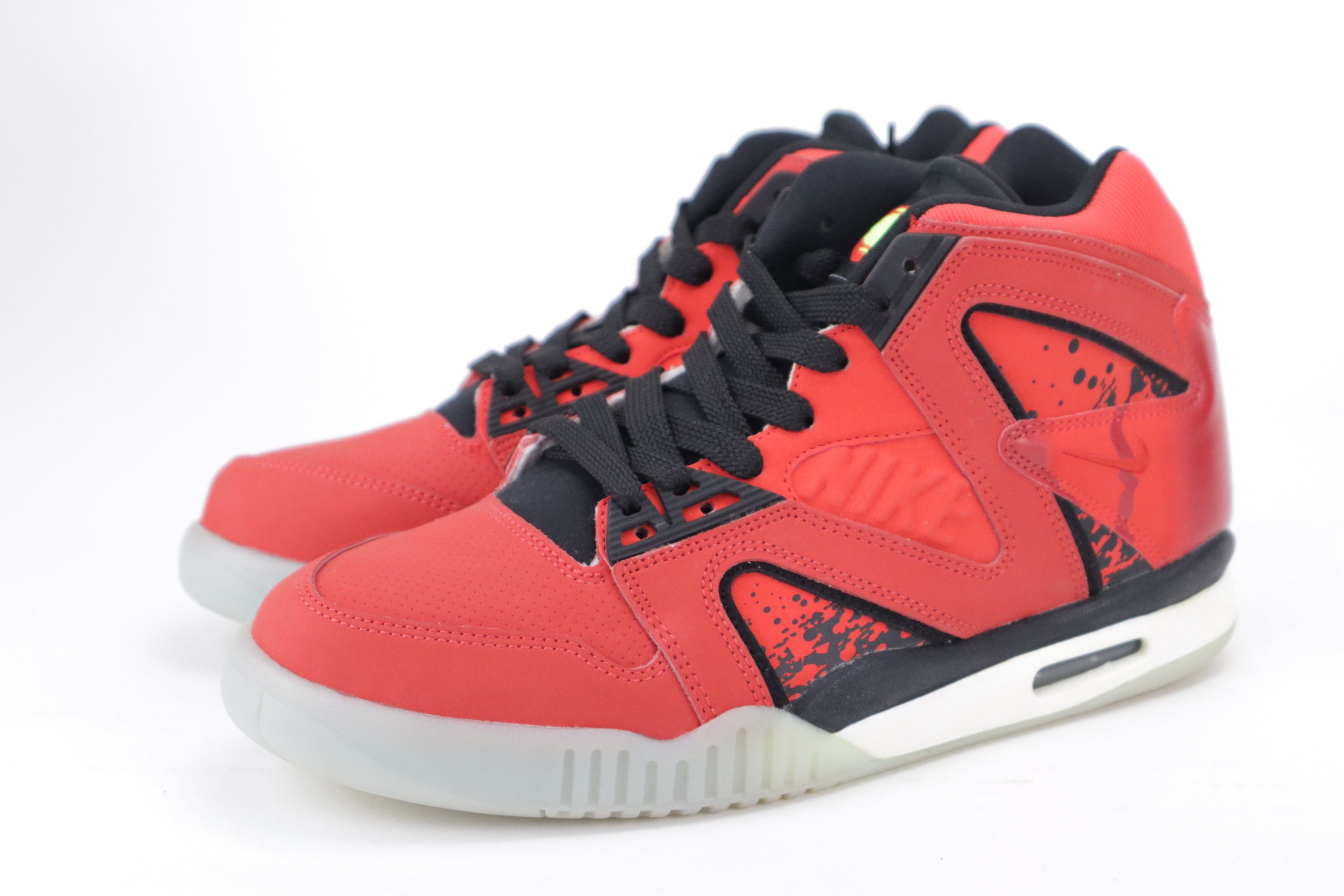 AIR TECH CHALLENGE HYBRID "CHILLING RED"