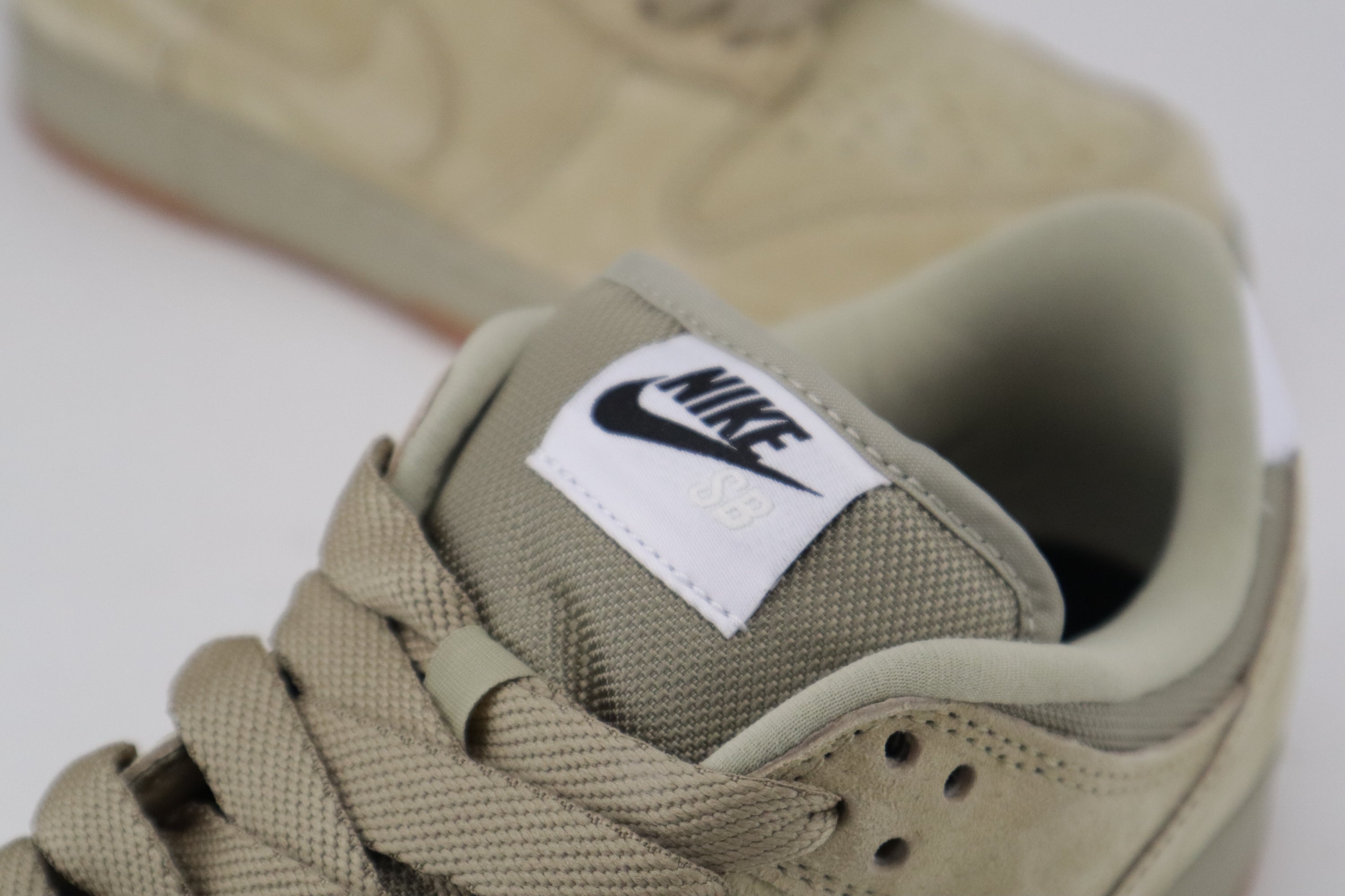DUNK LOW PRO B "PARACHUTE BEIGE"
