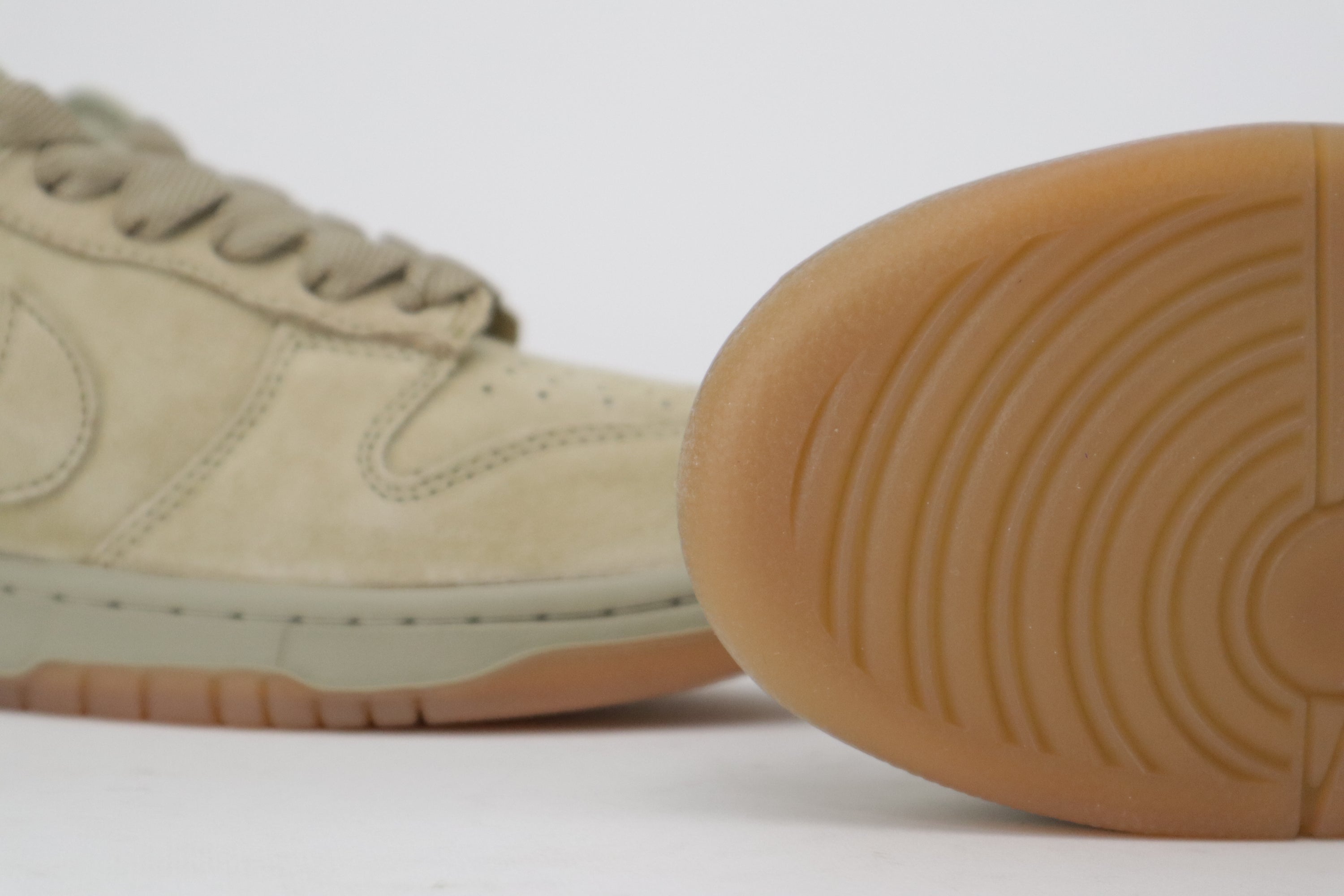 DUNK LOW PRO B "PARACHUTE BEIGE"