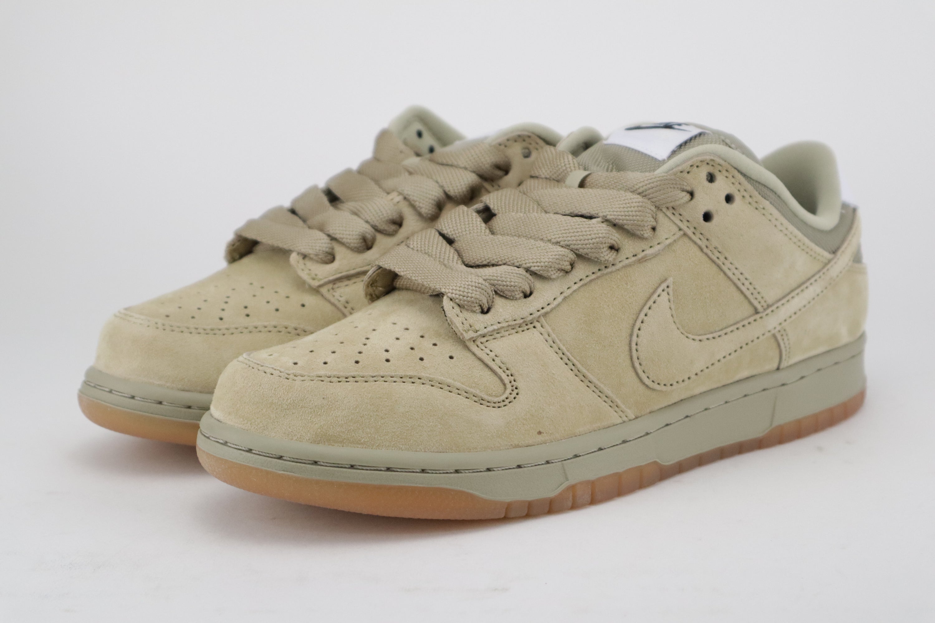 DUNK LOW PRO B "PARACHUTE BEIGE"