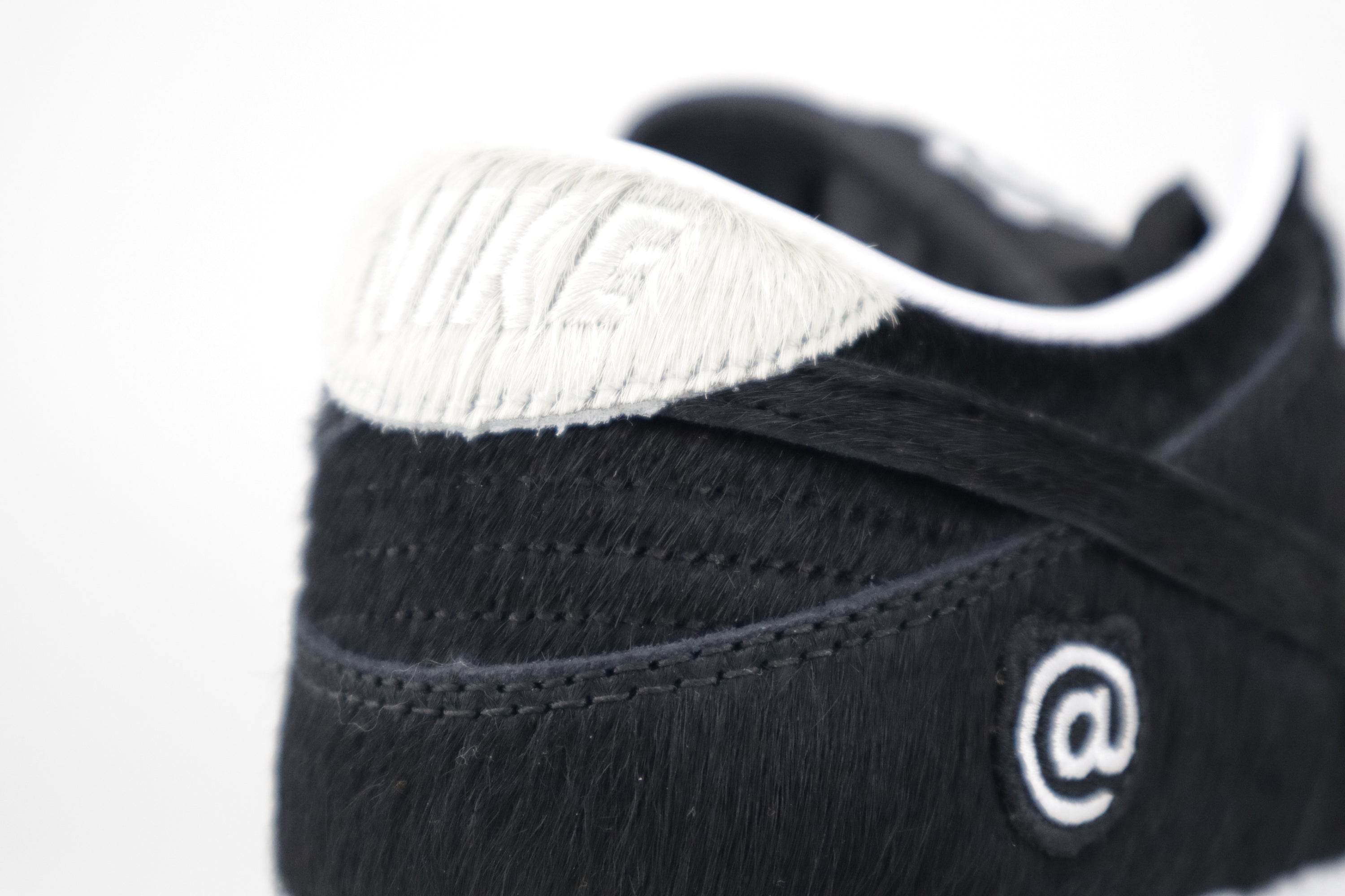 DUNK LOW SB X MEDICOM TOY "BEARBRICK"