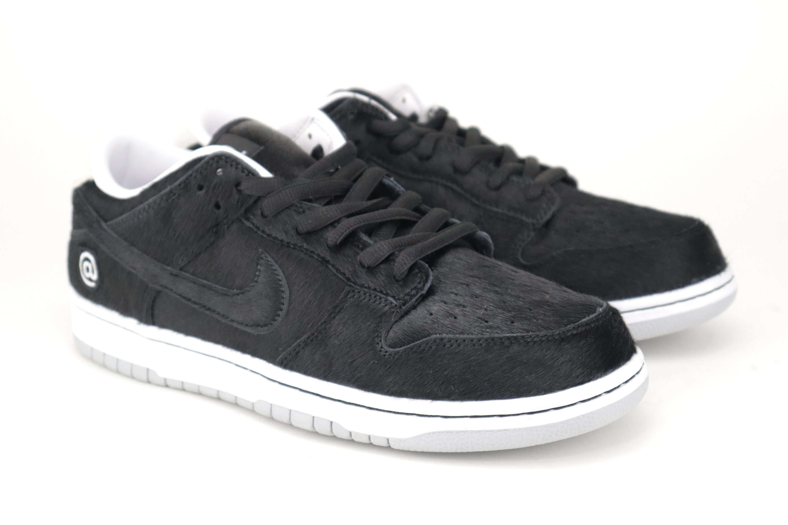 DUNK LOW SB X MEDICOM TOY "BEARBRICK"