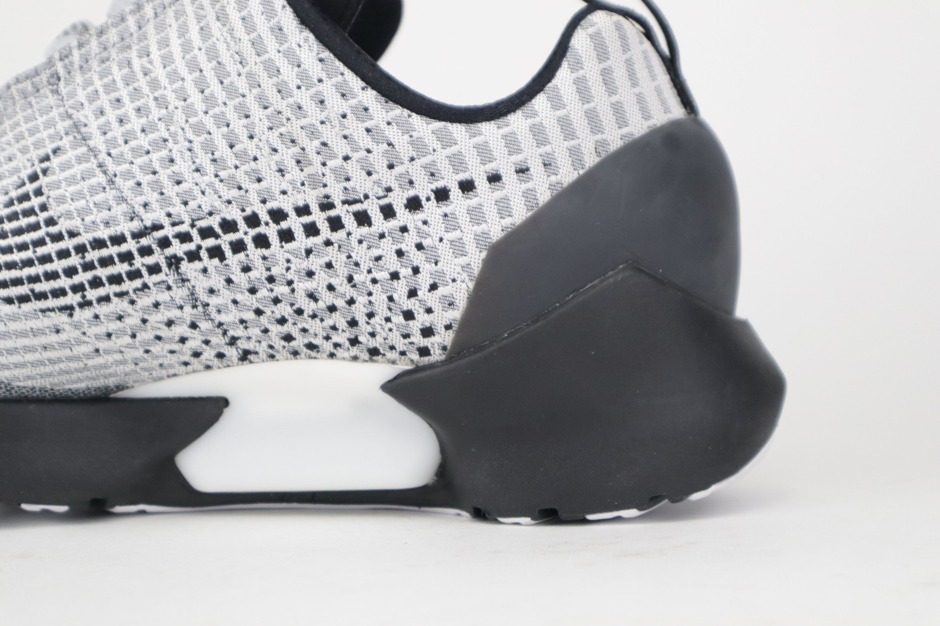 HYPER ADAPT 1.0 "METALLIC SILVER"