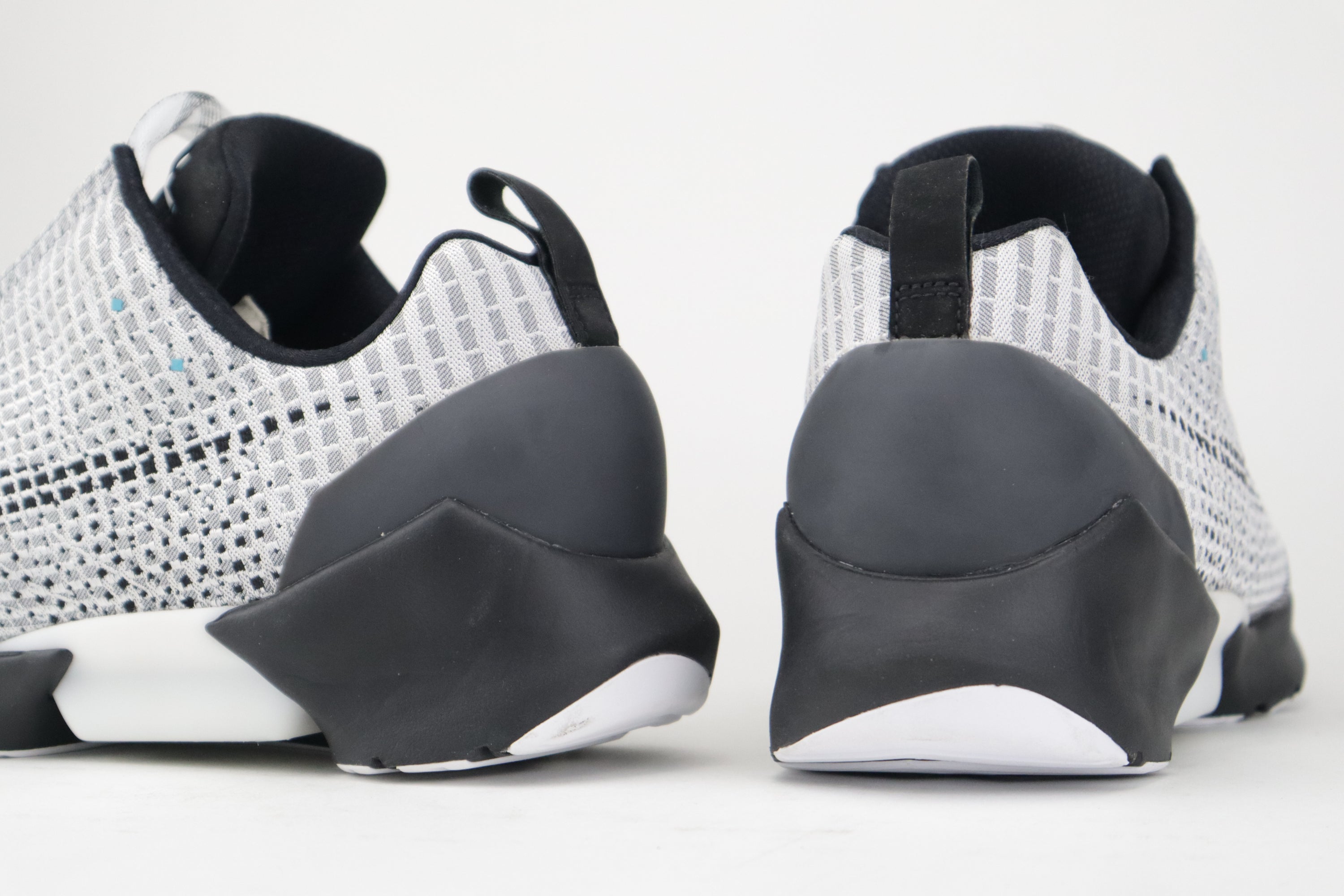 HYPER ADAPT 1.0 "METALLIC SILVER"