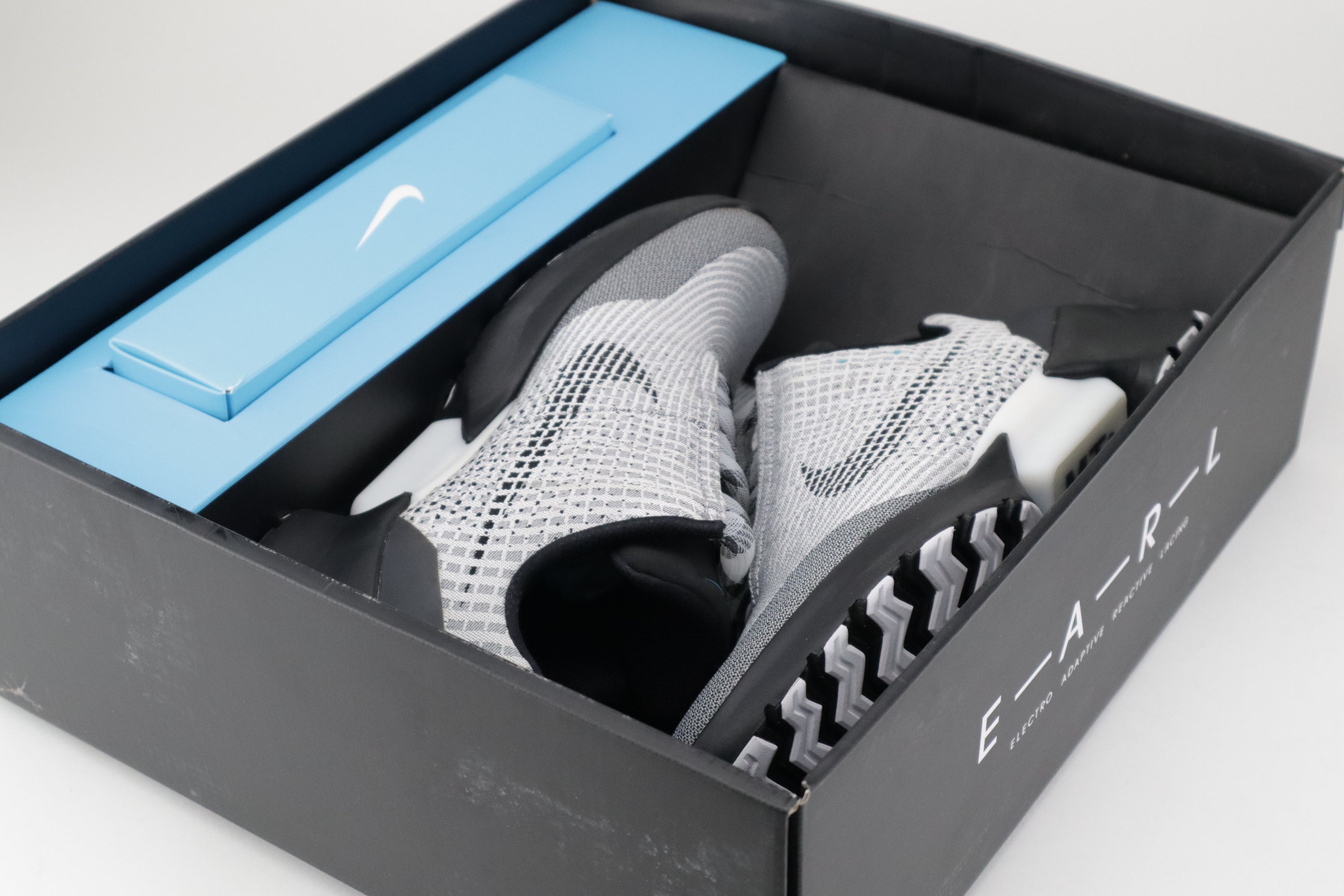 HYPER ADAPT 1.0 "METALLIC SILVER"