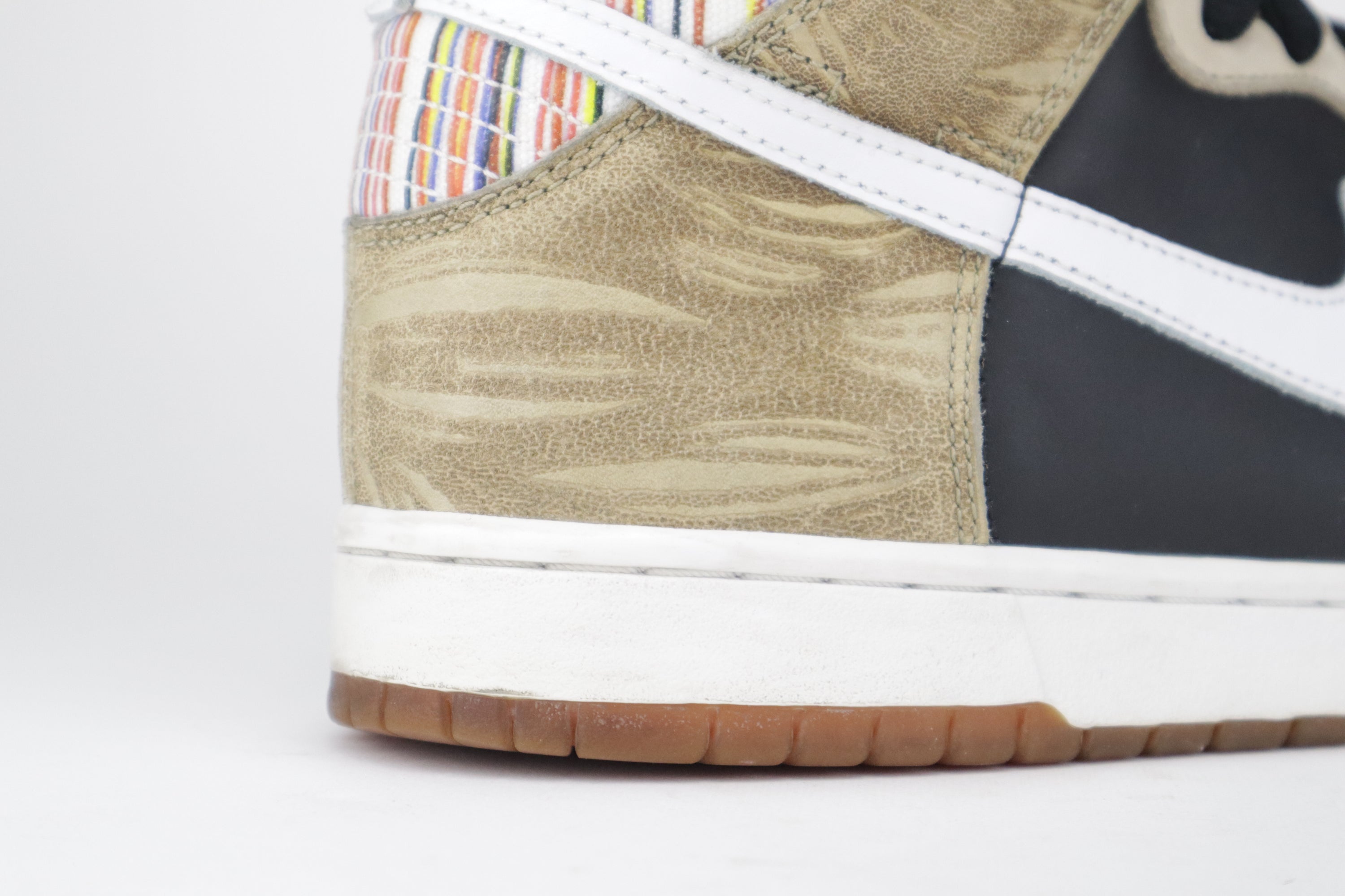 DUNK HIGH PREMIUM SB "PAUL URICH"