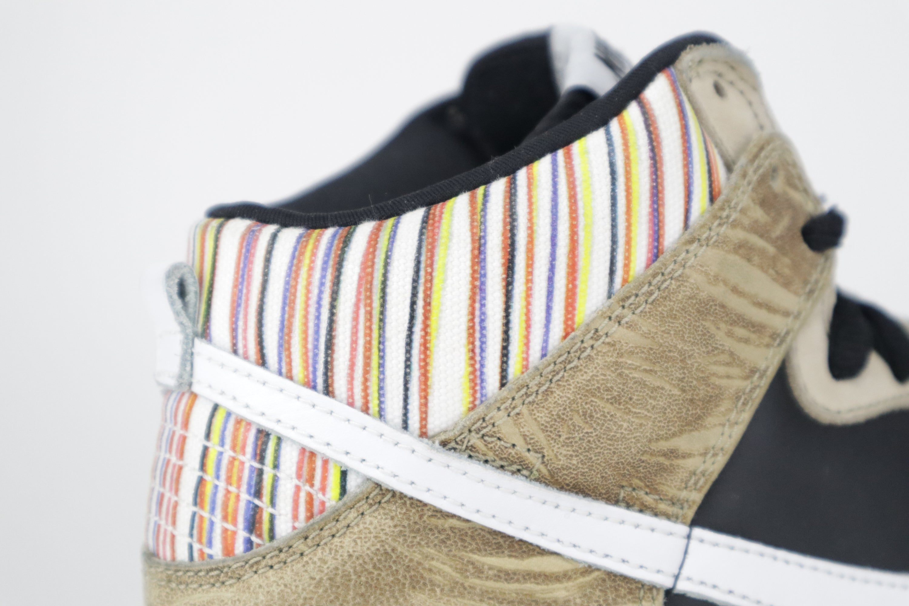 DUNK HIGH PREMIUM SB "PAUL URICH"