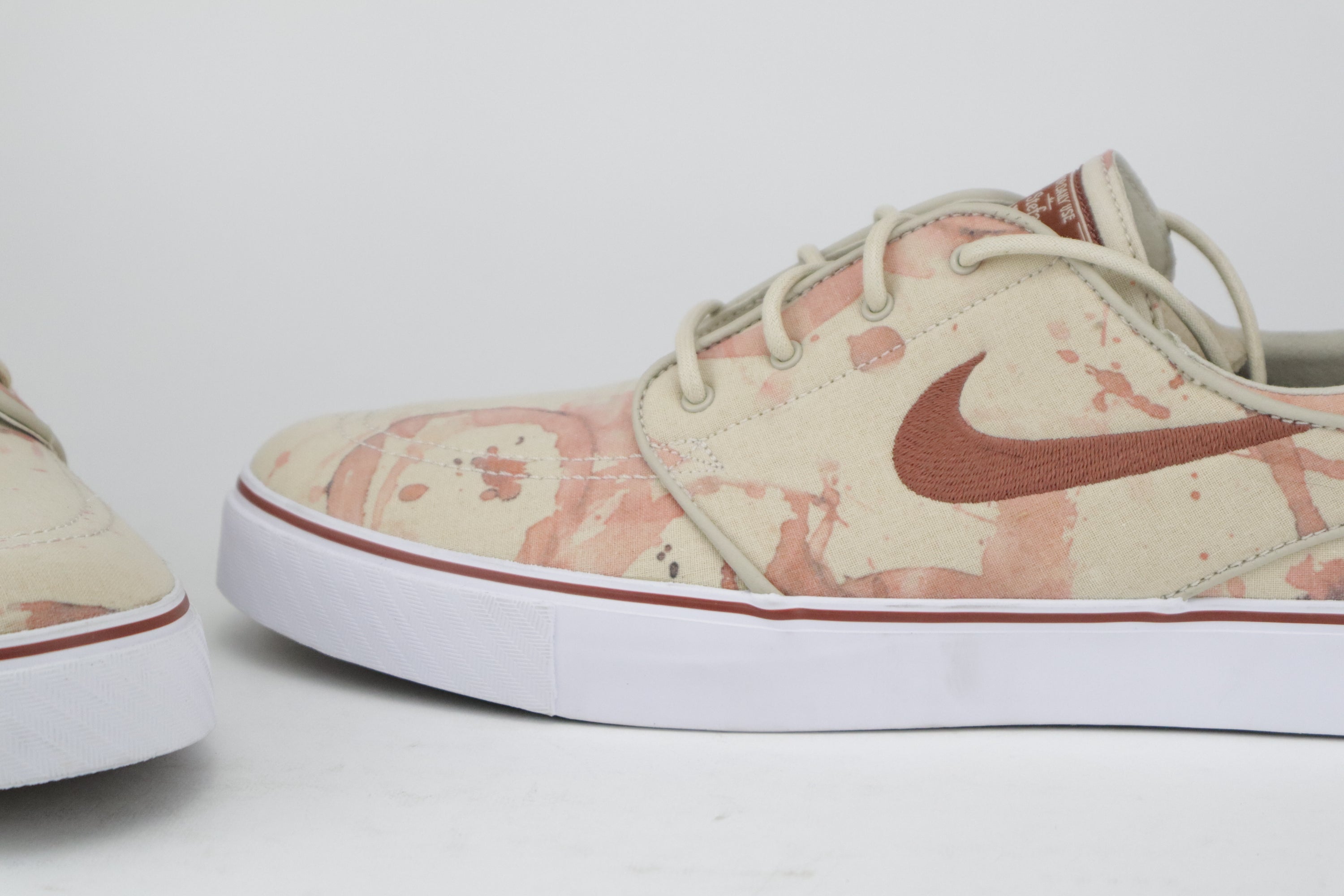ZOOM STEFAN JANOSKI "BLOOD STRAIN WINO"