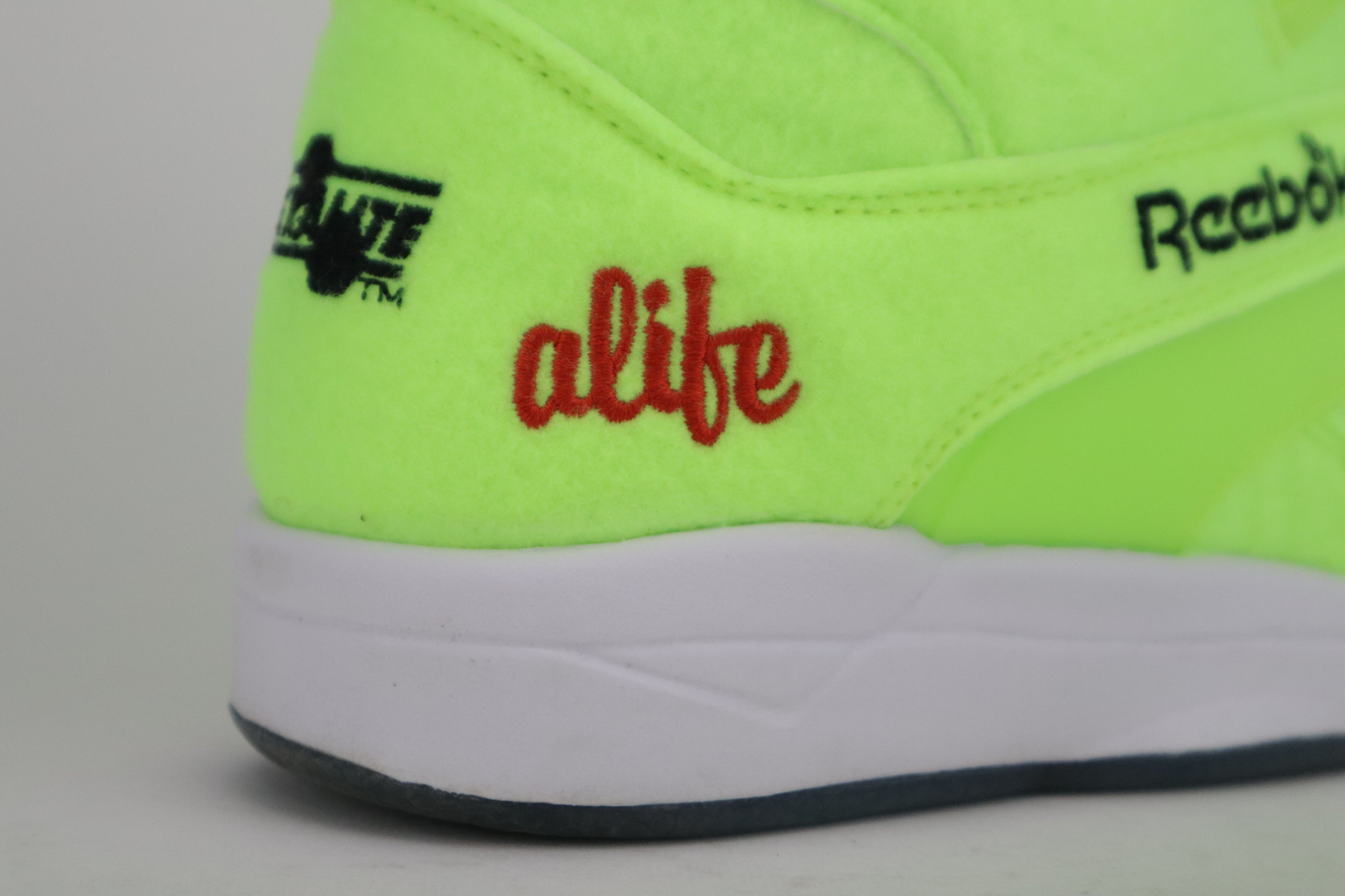 COURT VICTORY PUMP FELT X ALIFE "TENNIS BALL"