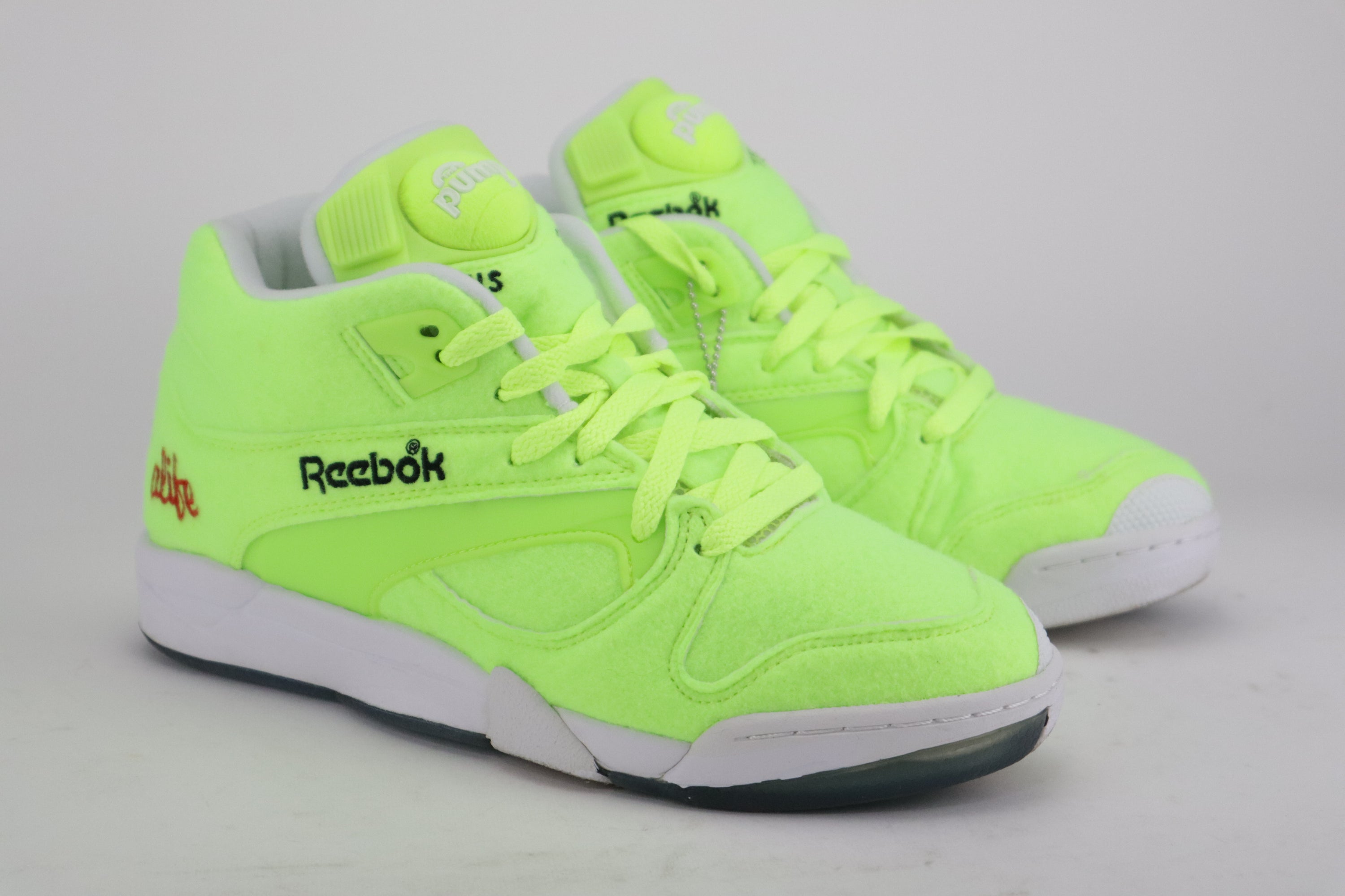 COURT VICTORY PUMP FELT X ALIFE "TENNIS BALL"