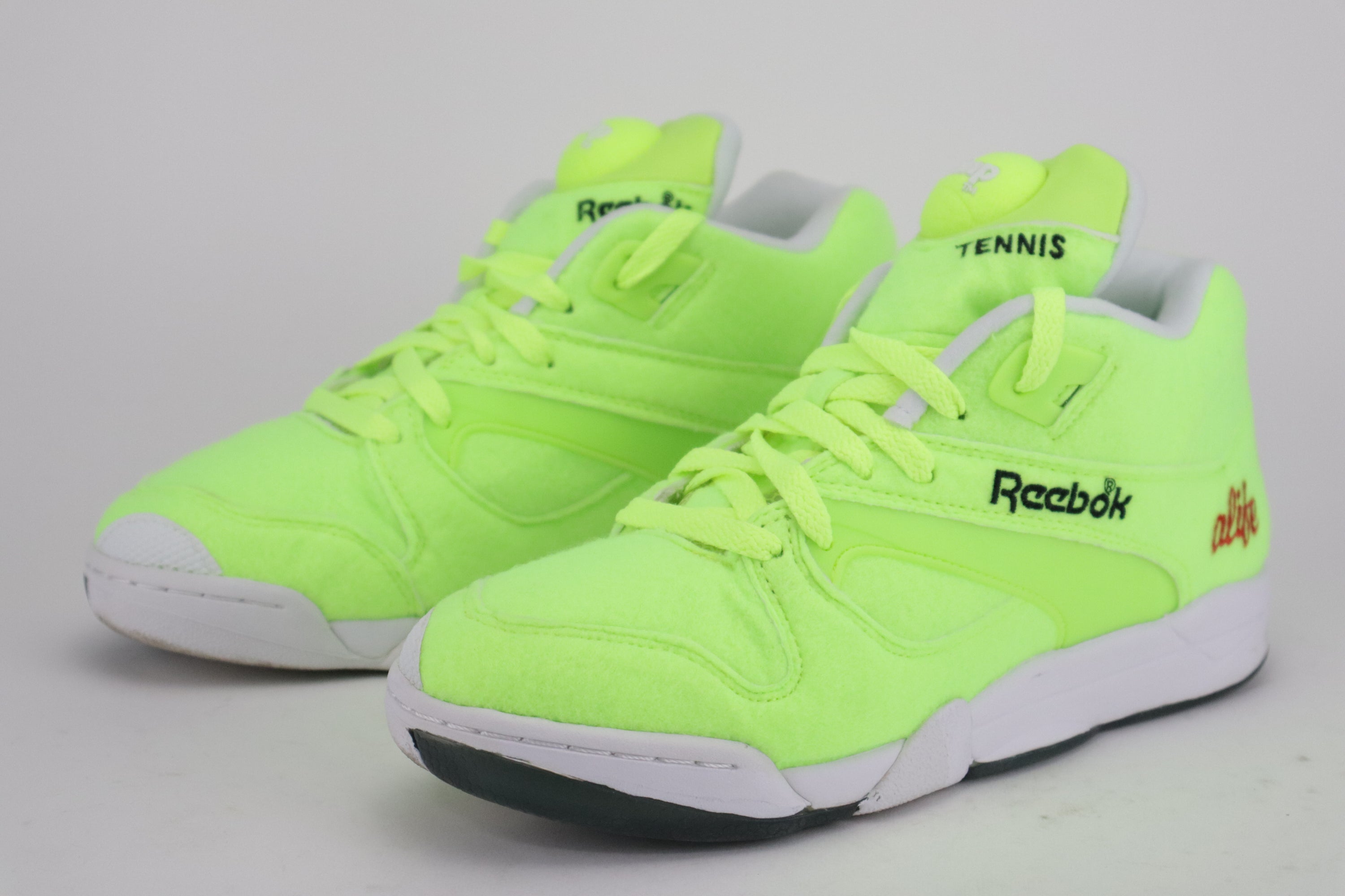 COURT VICTORY PUMP FELT X ALIFE "TENNIS BALL"