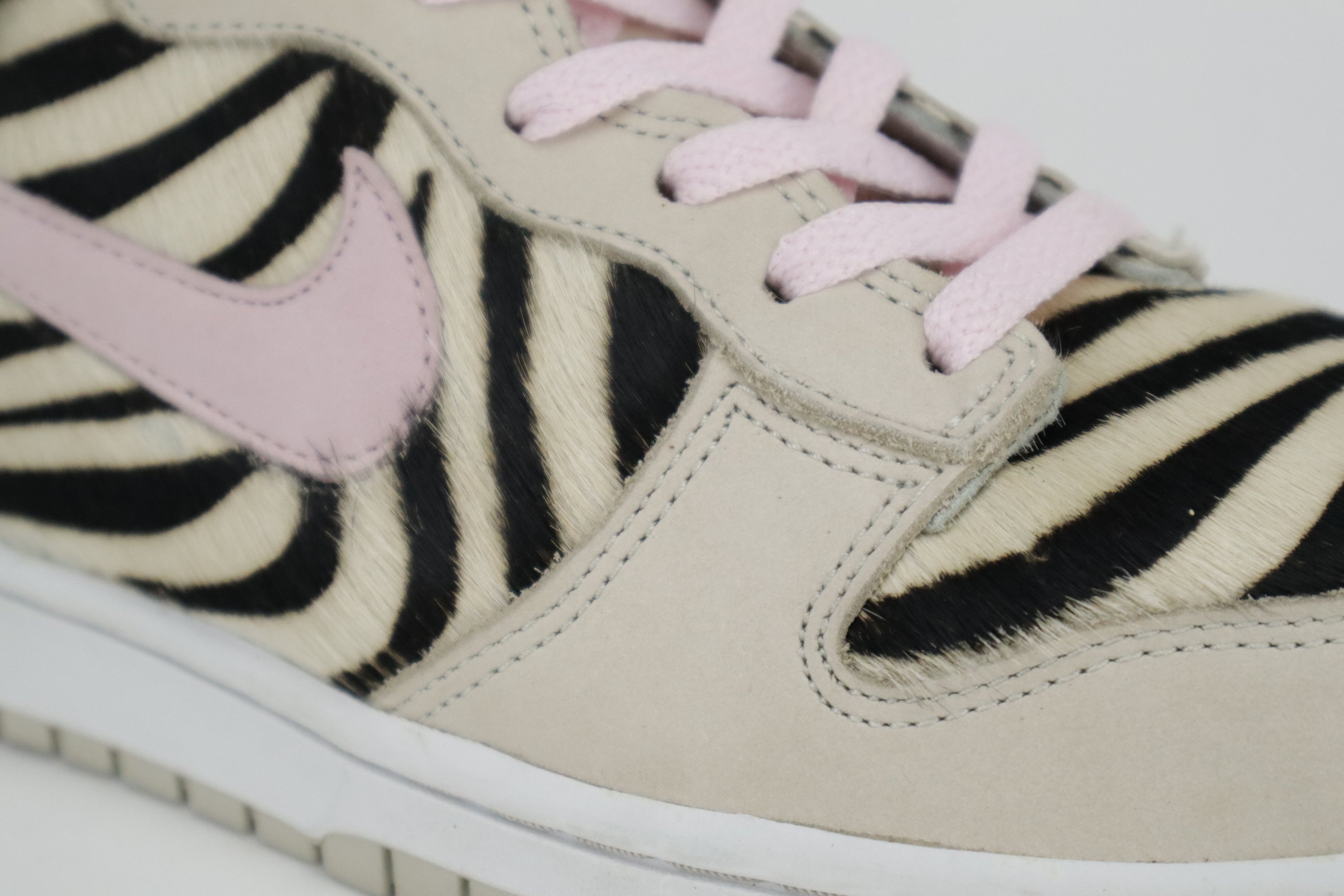 DUNK HIGH "ZEBRA"