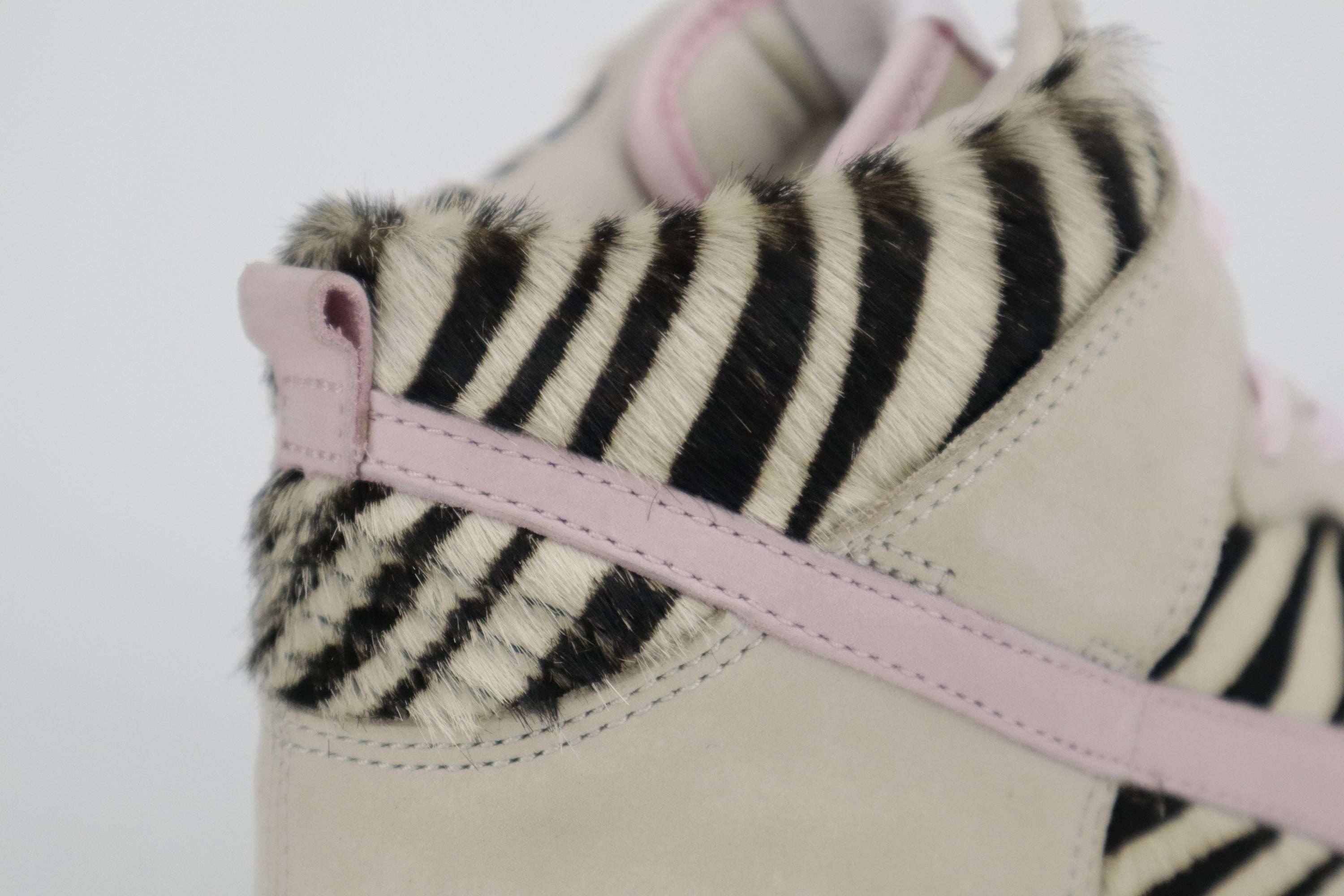 DUNK HIGH "ZEBRA"