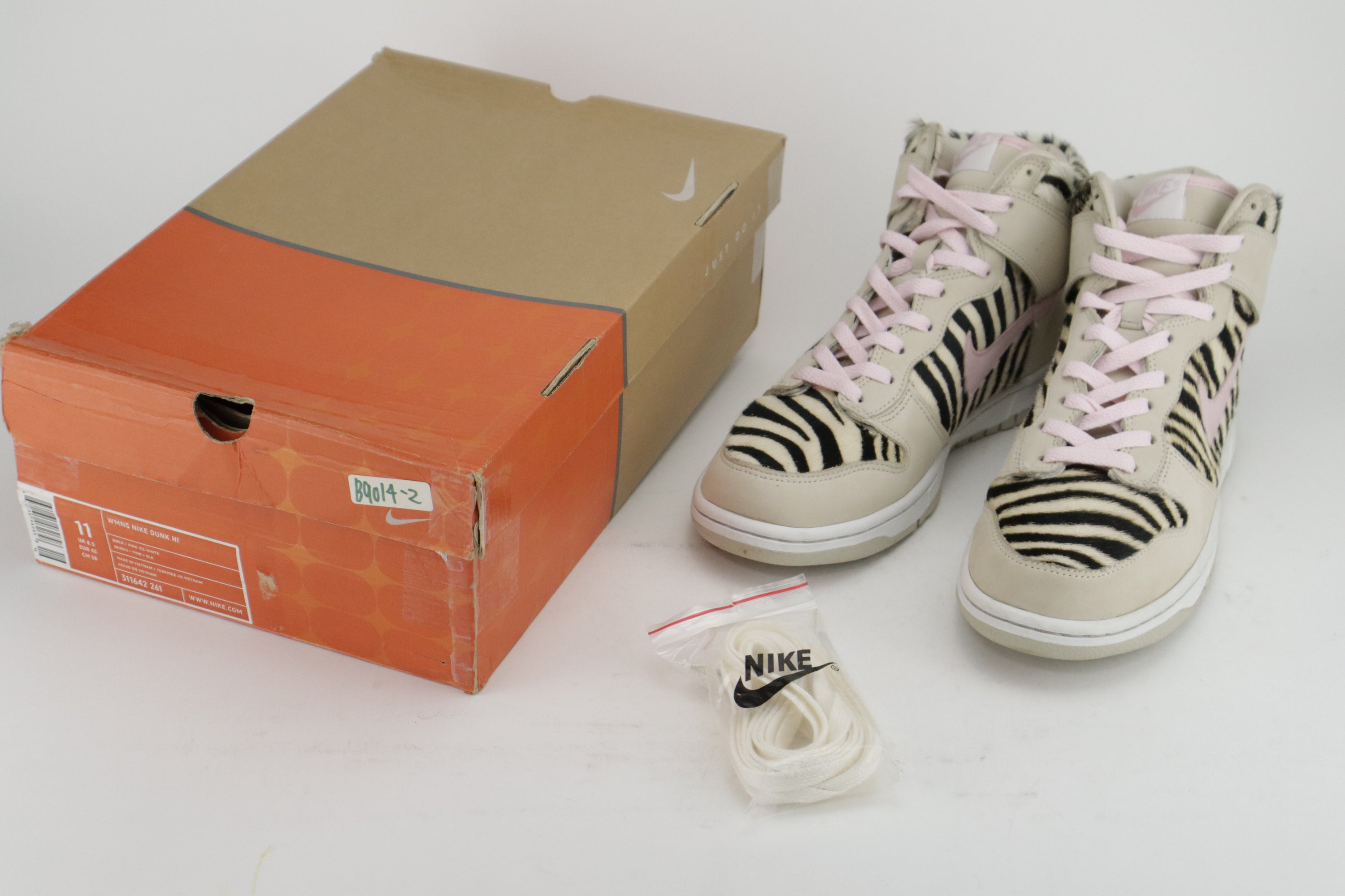 DUNK HIGH "ZEBRA"
