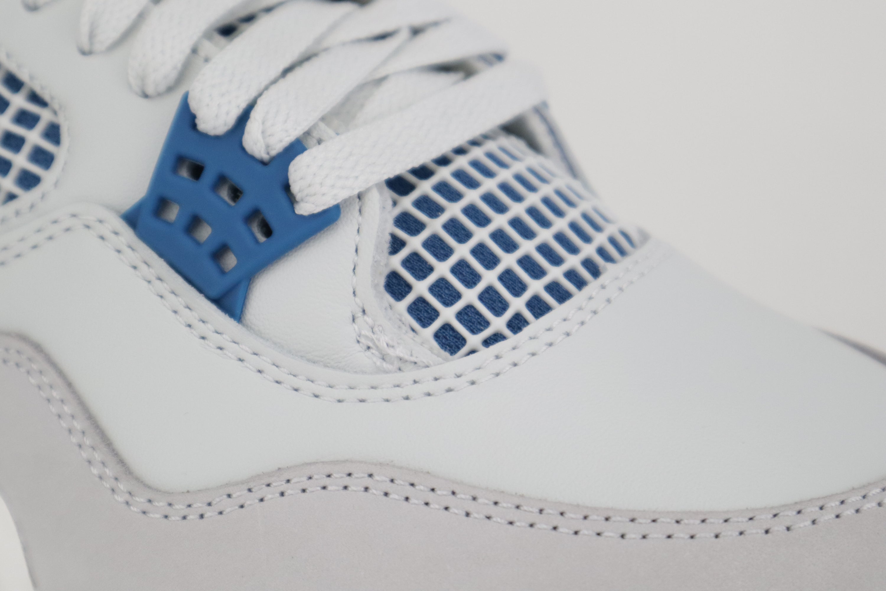 RETRO 4 "MILITRARY BLUE"