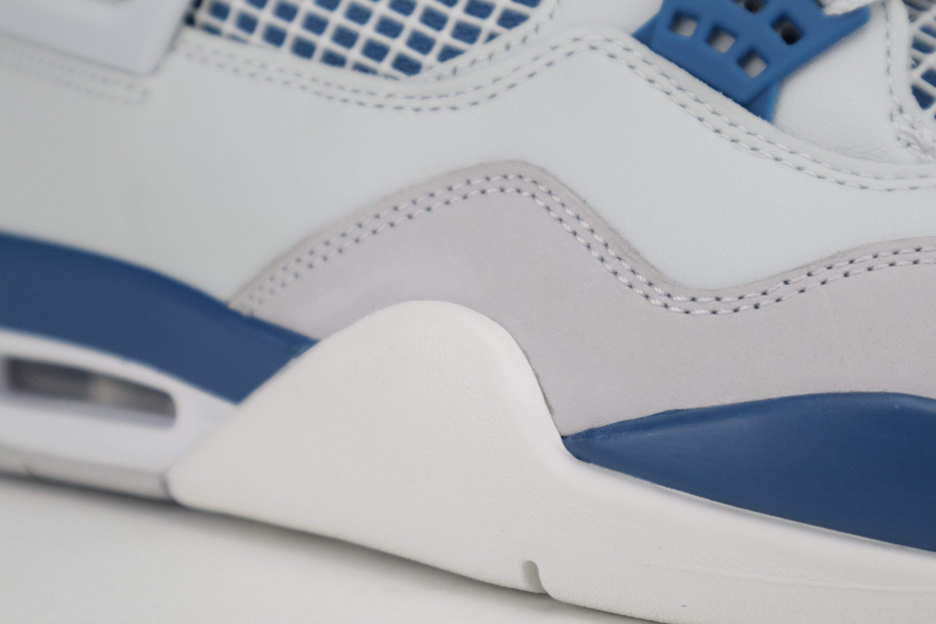 RETRO 4 "MILITRARY BLUE"
