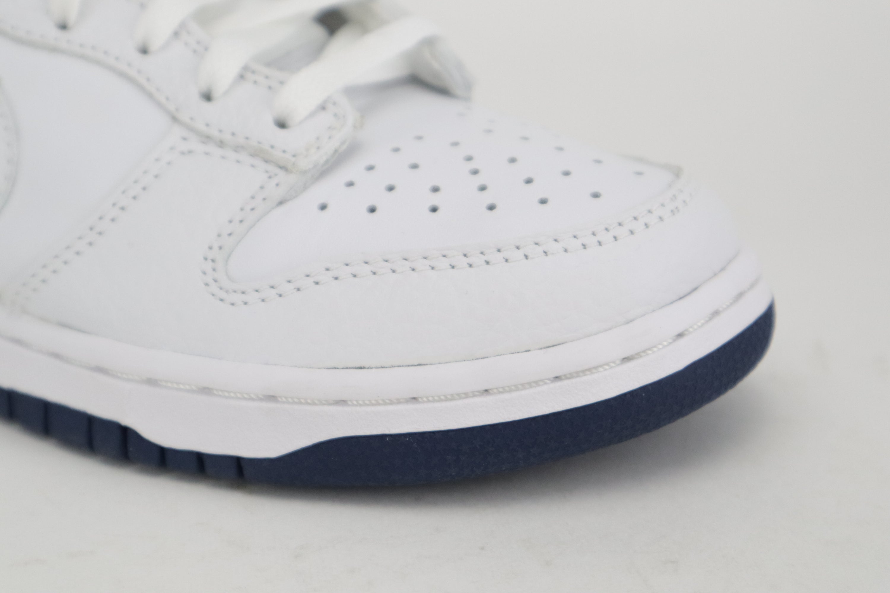 DUNK LOW PRO "WHITE NAVY"