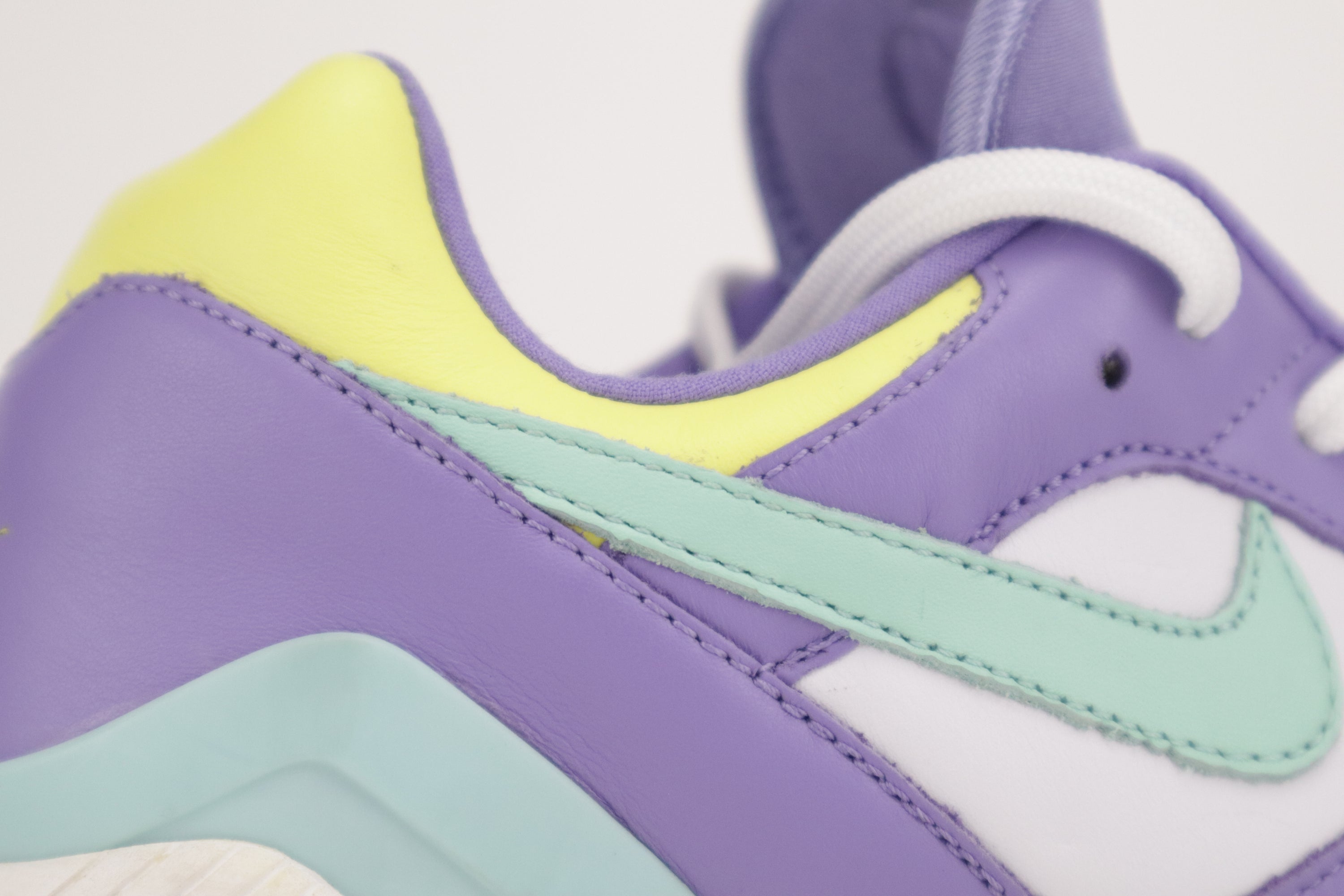 AIR MAX 180 "EASTER EGG"