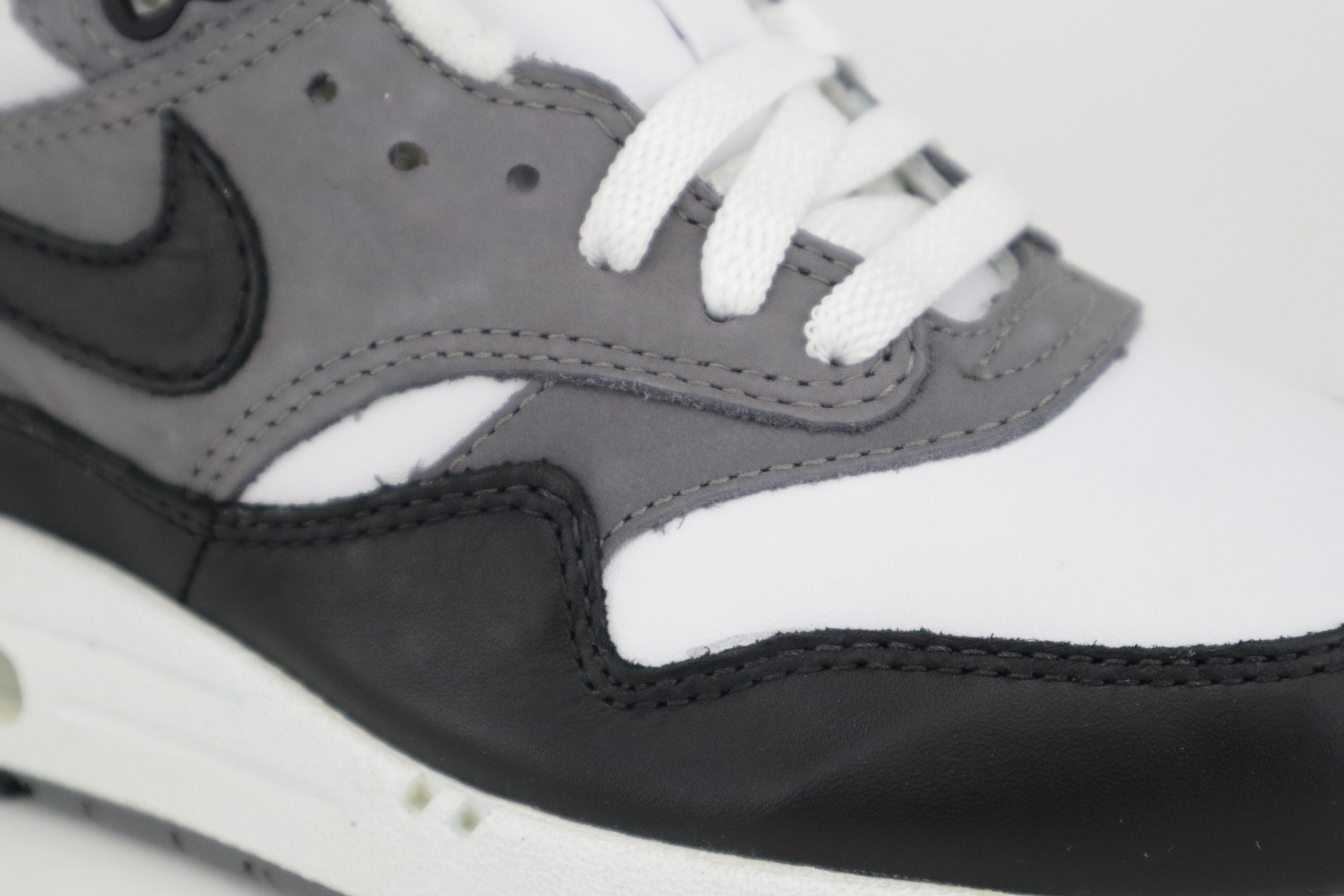 AIR MAX 1 "GRAPHITE"
