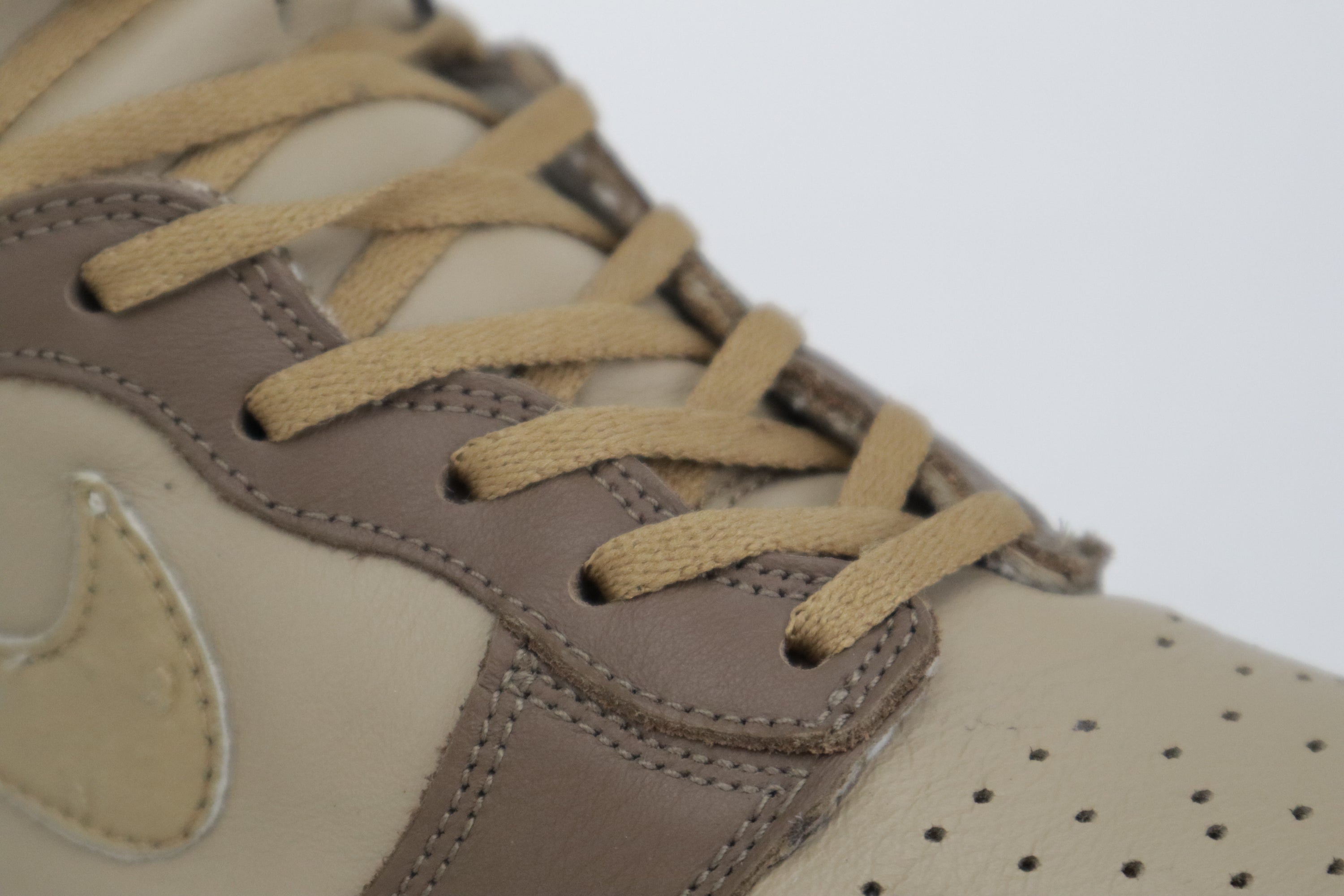 DUNK HIGH PLUS B "STUSSY"