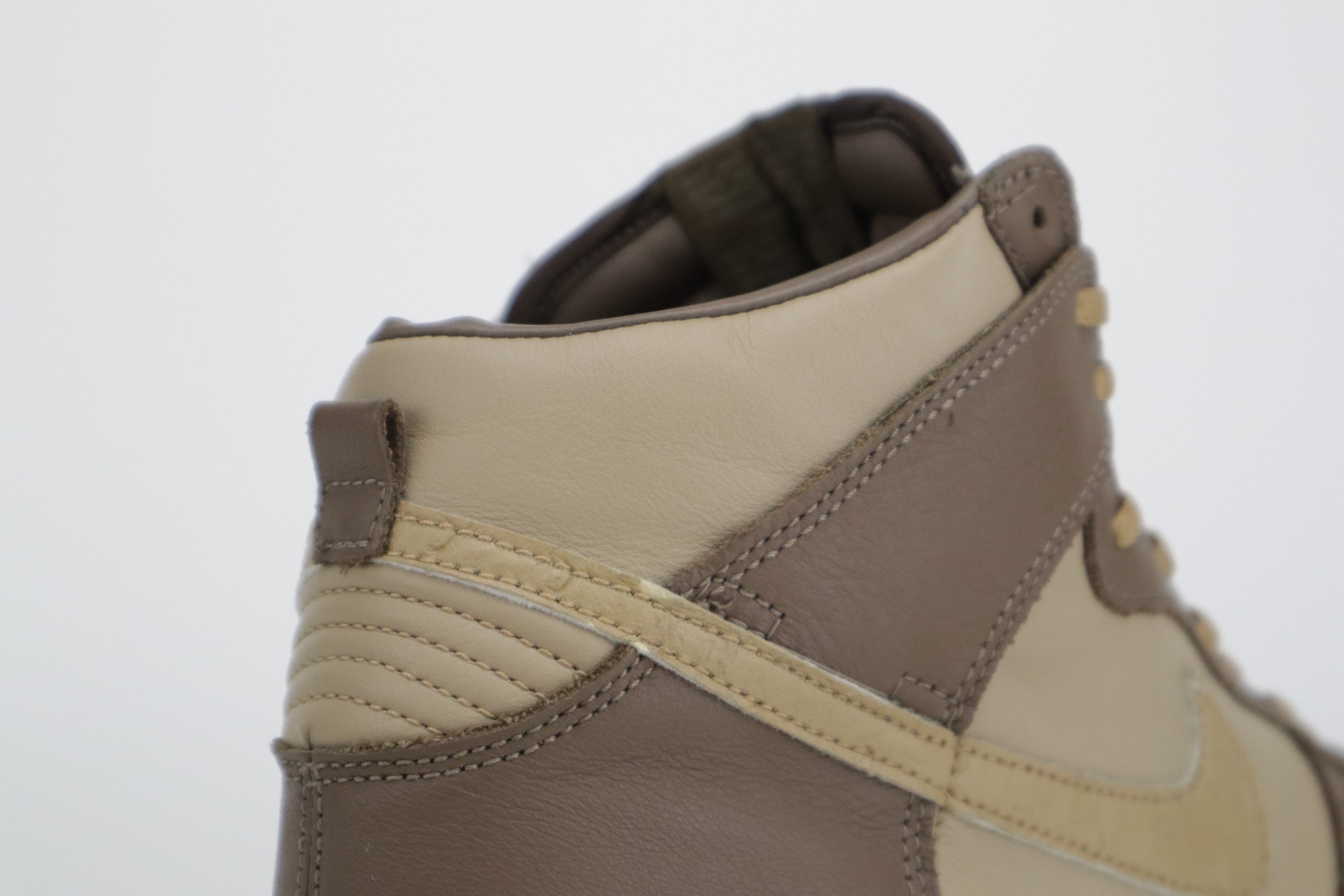 DUNK HIGH PLUS B "STUSSY"