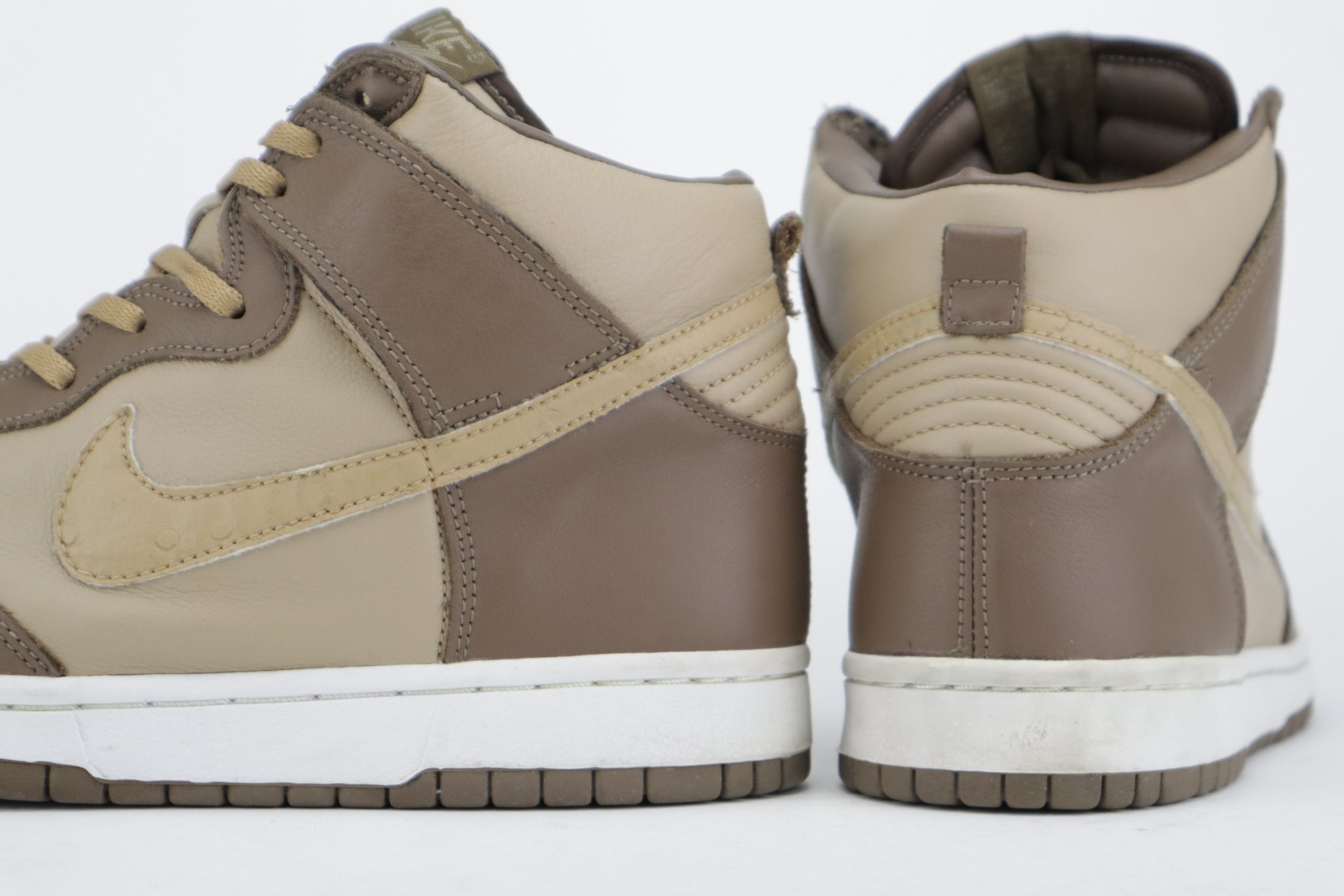 DUNK HIGH PLUS B "STUSSY"