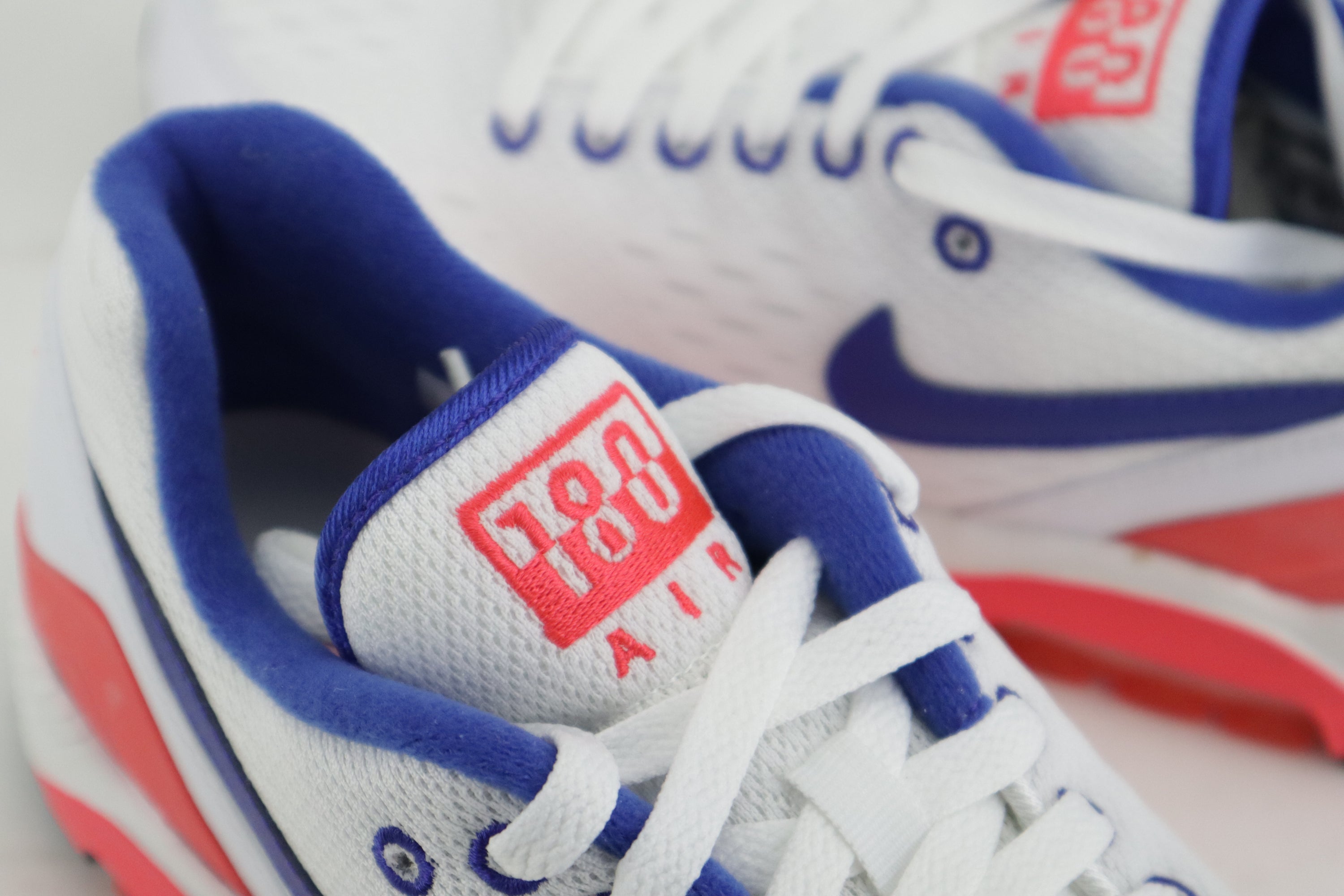 AIR MAX 180 EM "ULTRA MARINE MESH"